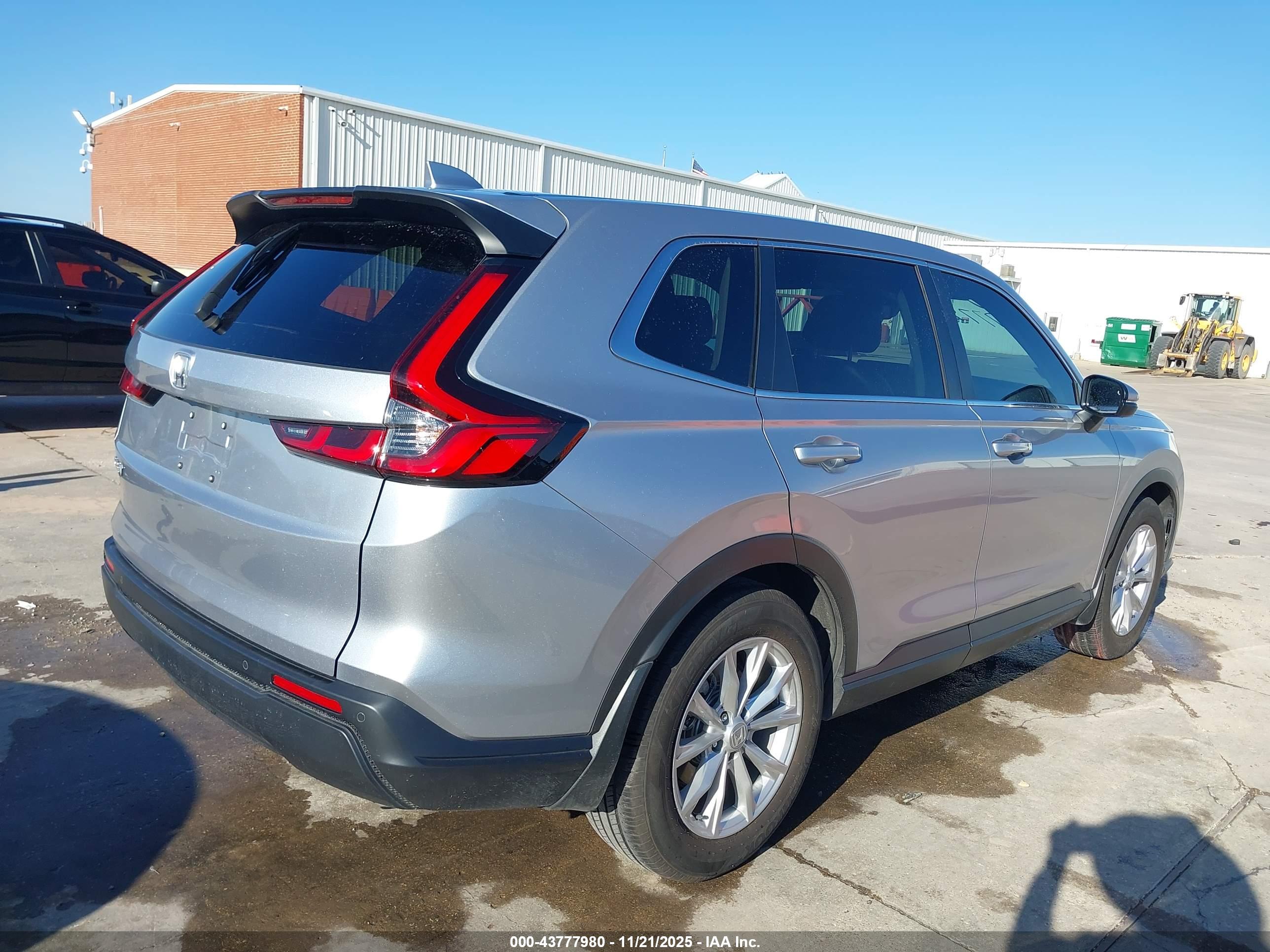 HONDA CR-V image 4