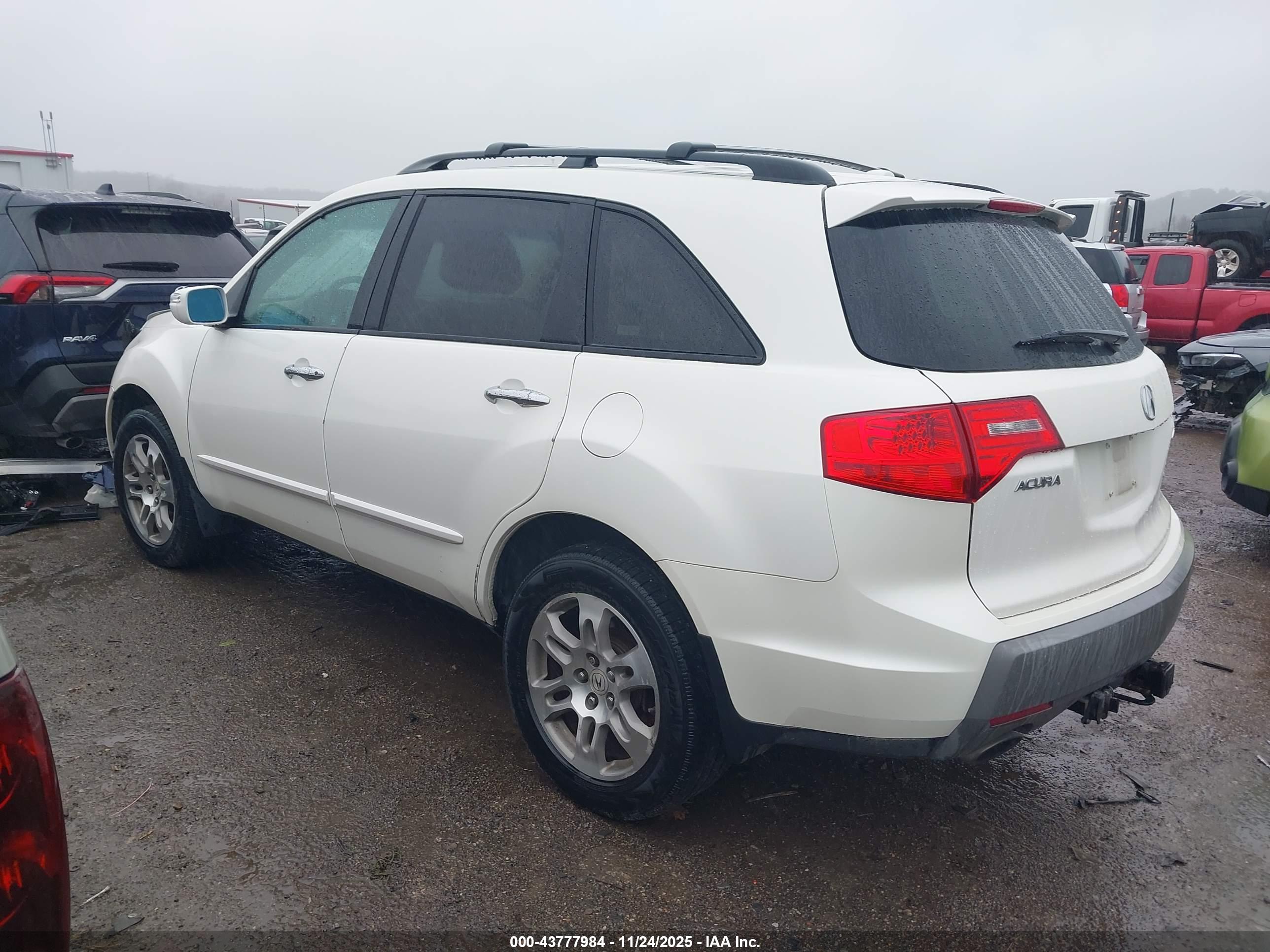 ACURA MDX image 3