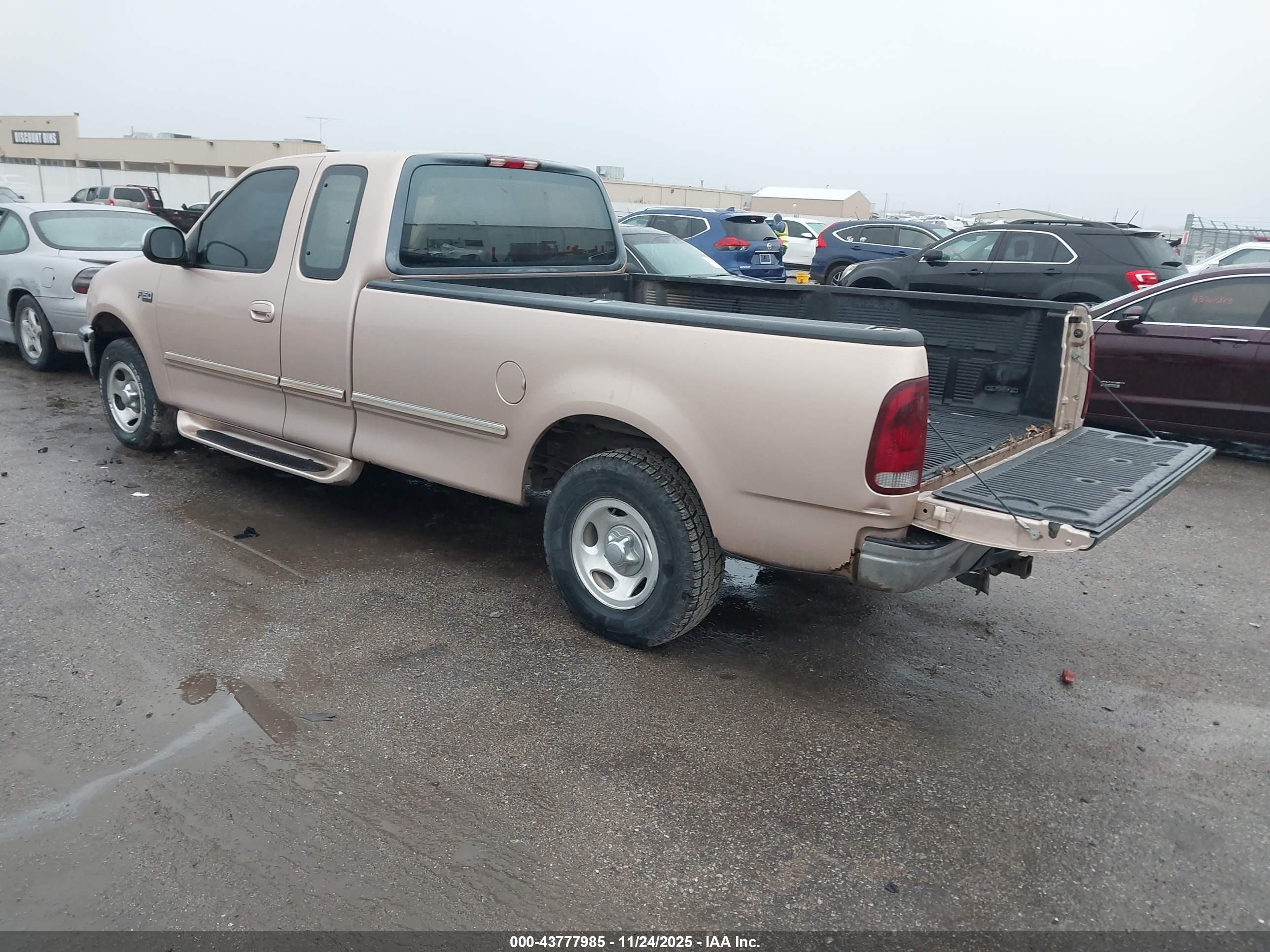 FORD F-150 image 3