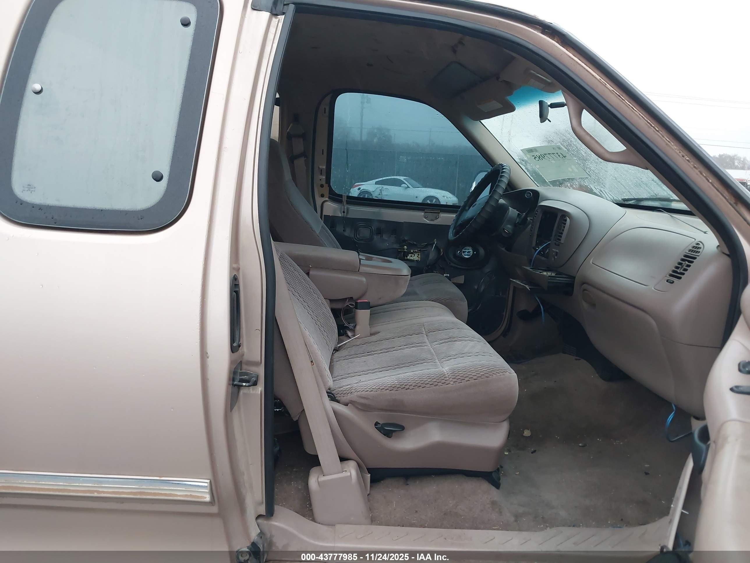 FORD F-150 image 5