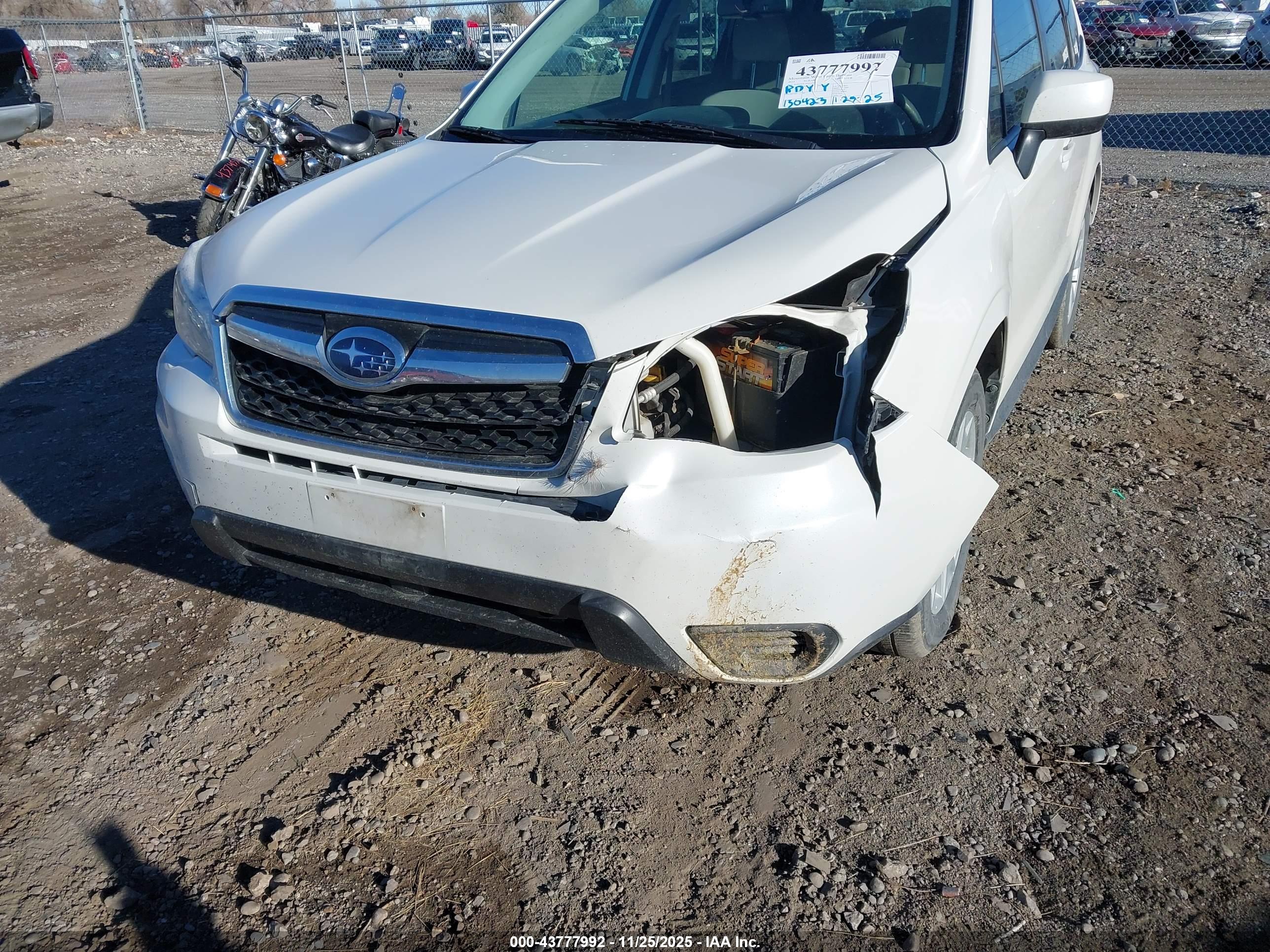 SUBARU FORESTER image 6