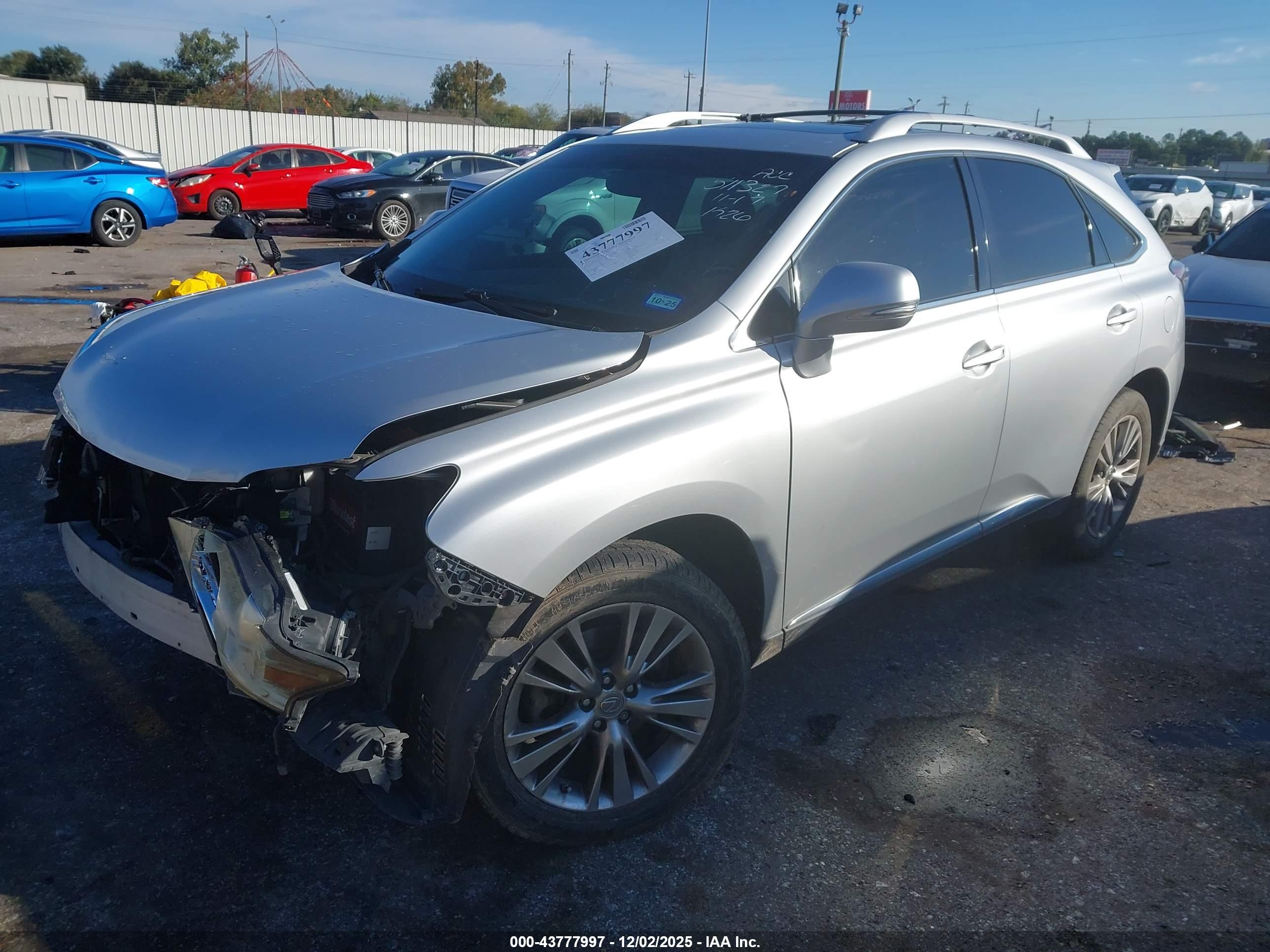 LEXUS RX image 2