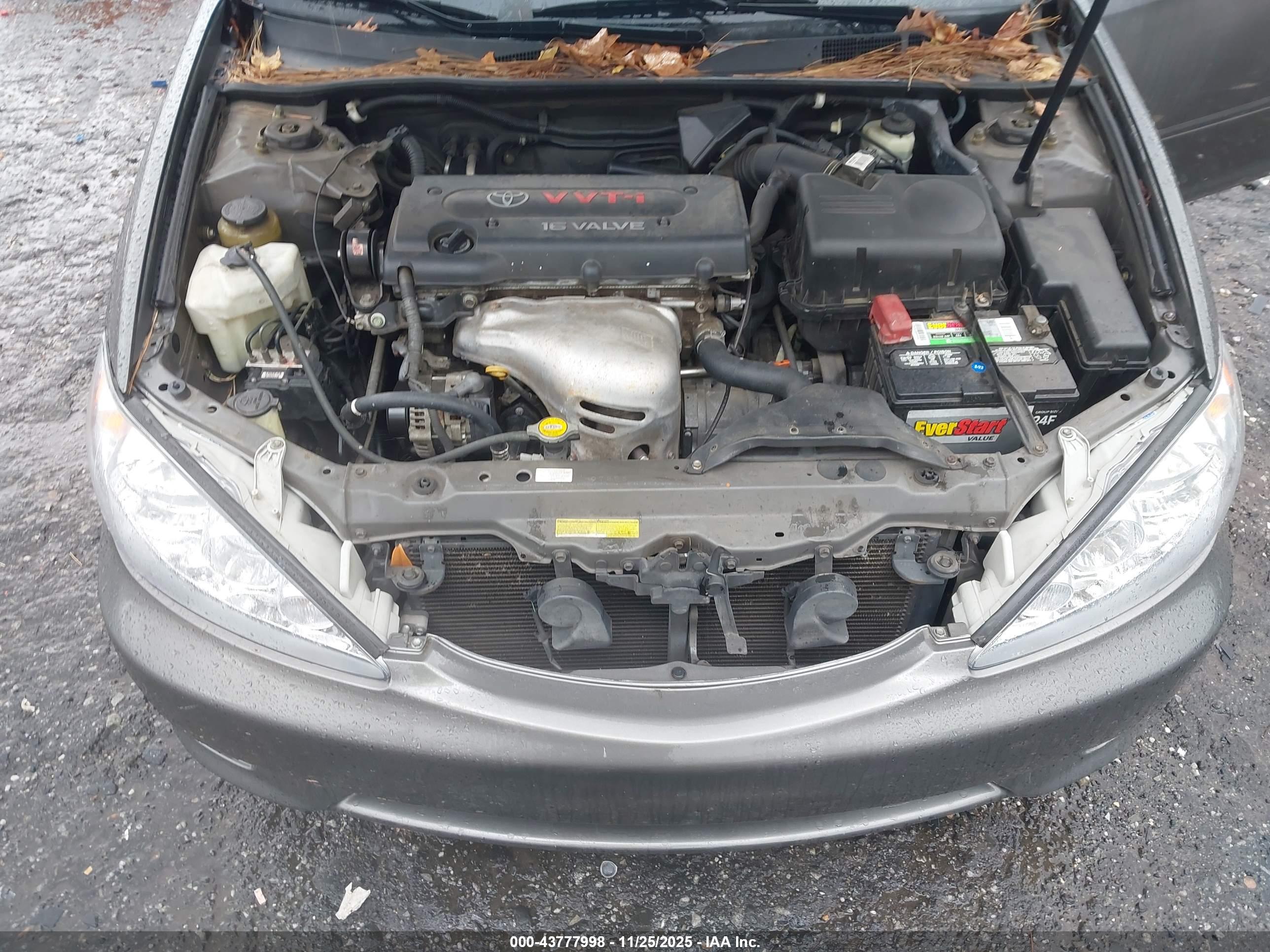 TOYOTA CAMRY image 10