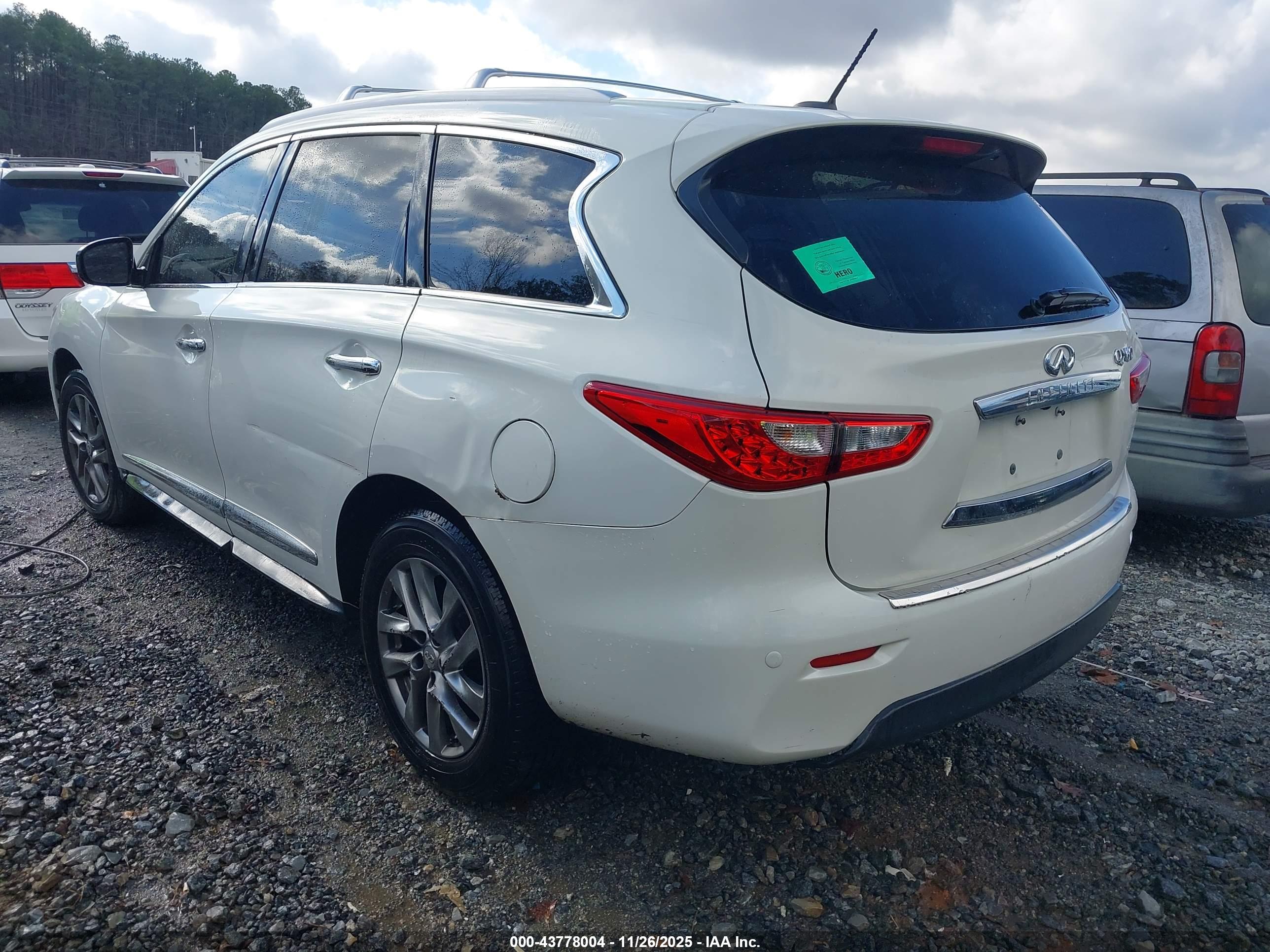 INFINITI QX60 image 3