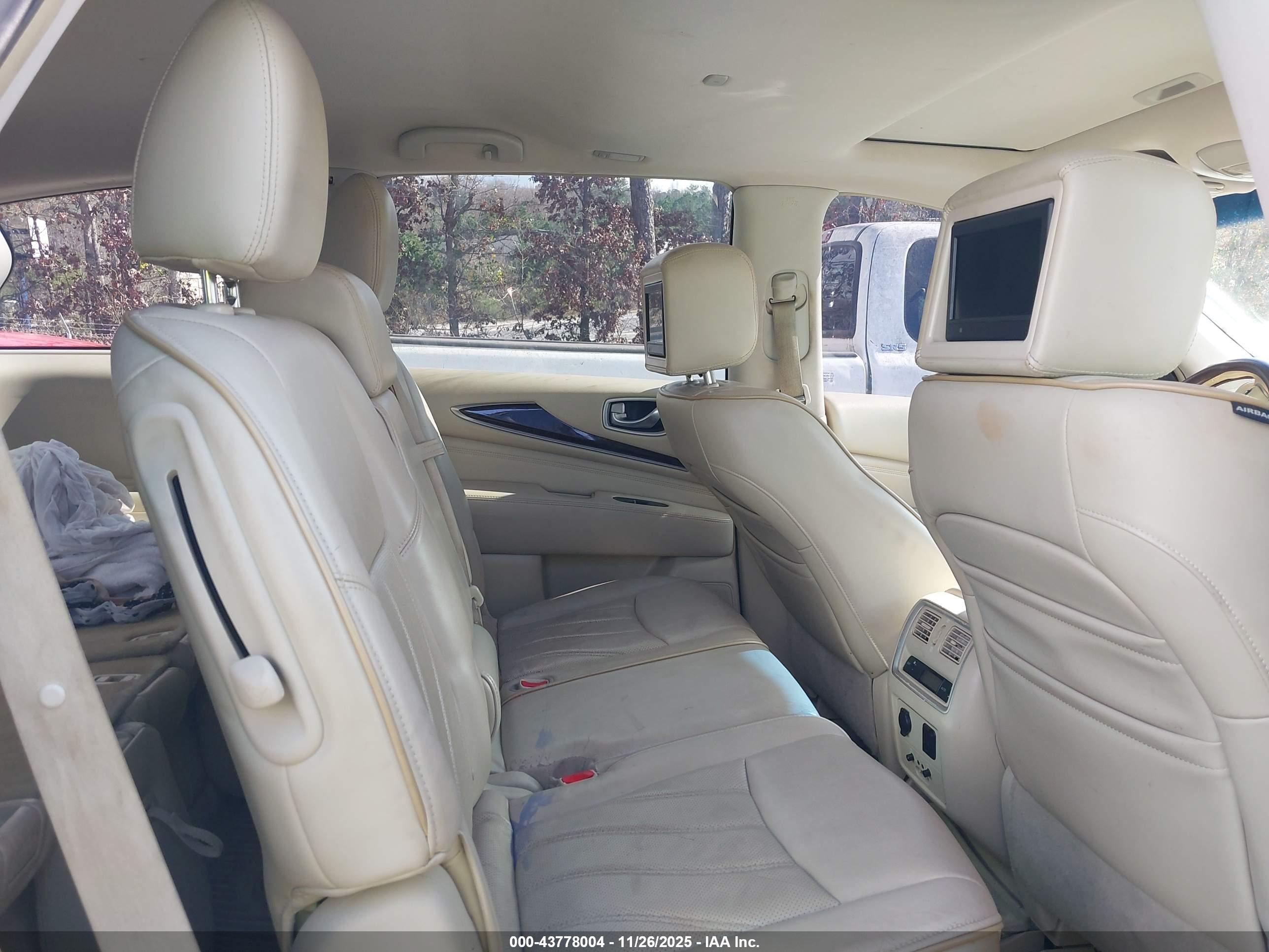 INFINITI QX60 image 8