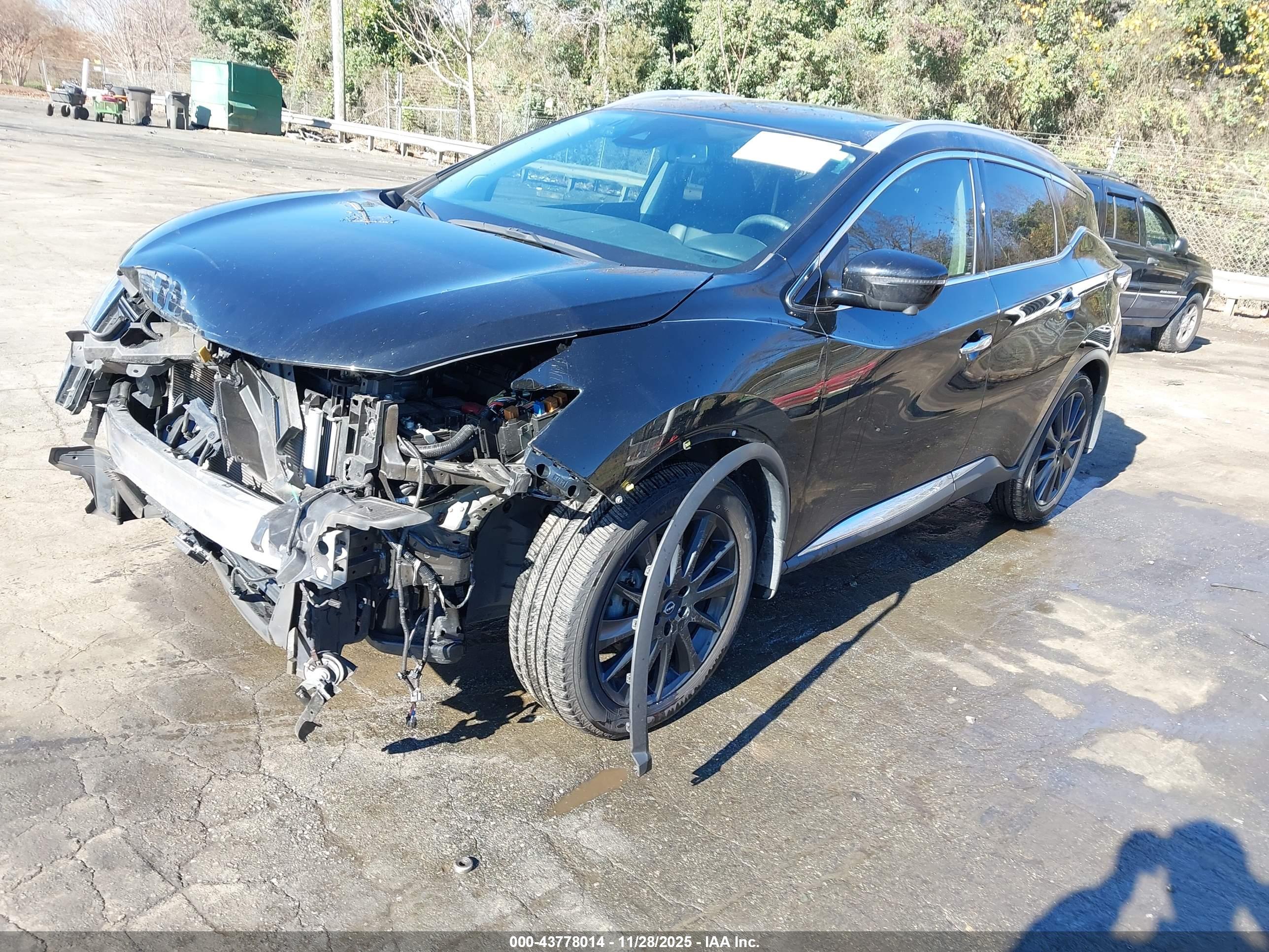 NISSAN MURANO image 2