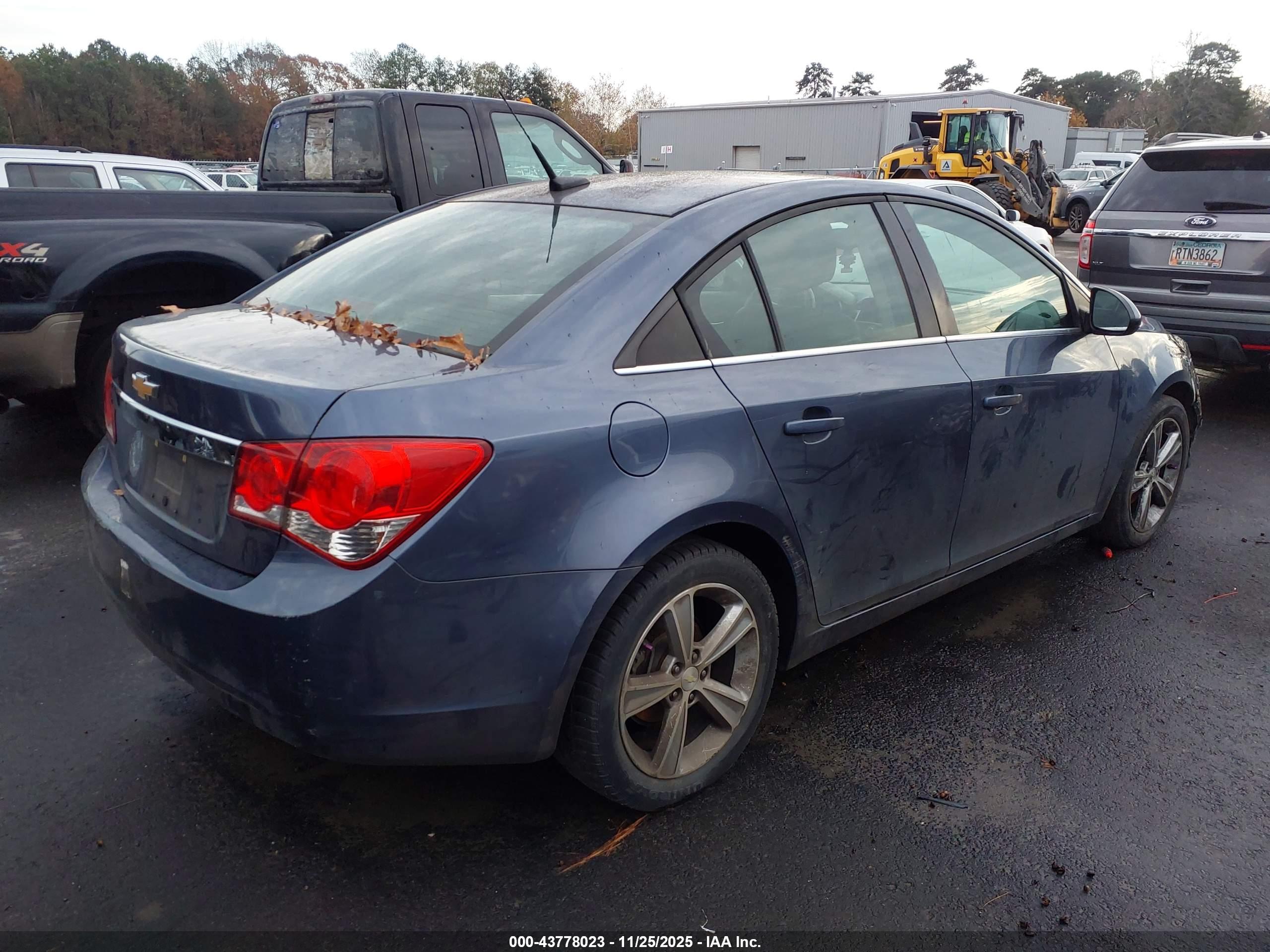 CHEVROLET CRUZE image 4