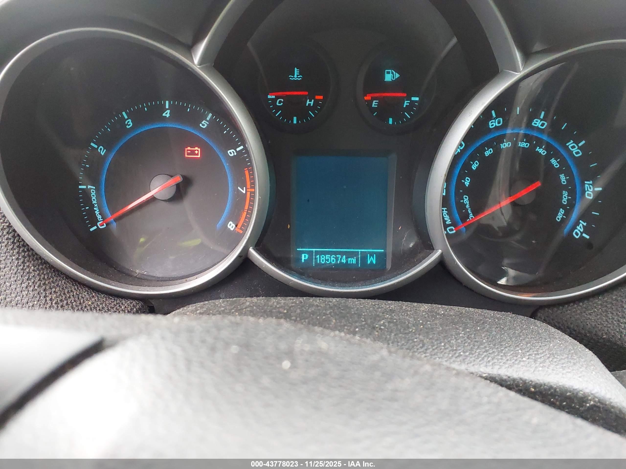 CHEVROLET CRUZE image 7