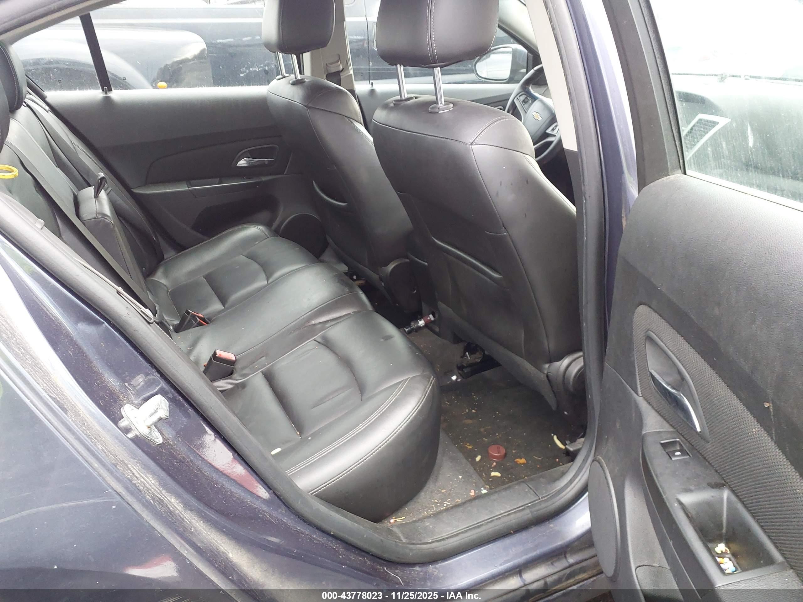 CHEVROLET CRUZE image 8