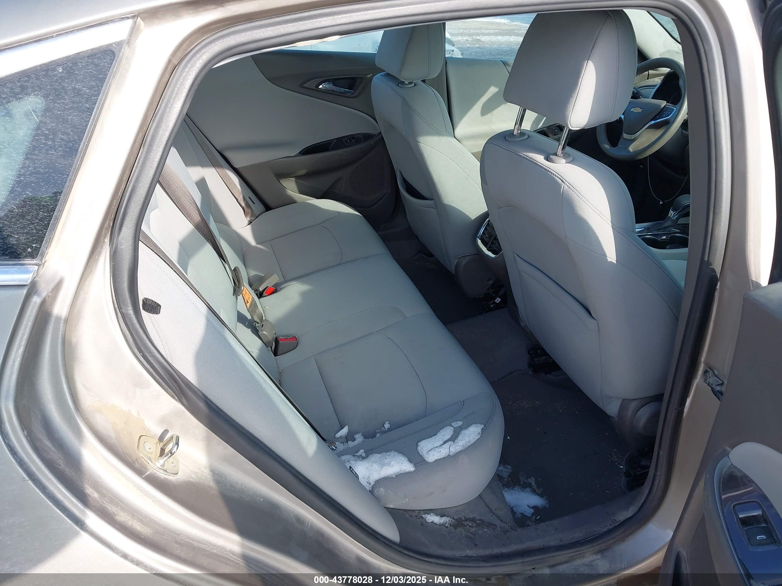 CHEVROLET MALIBU image 8