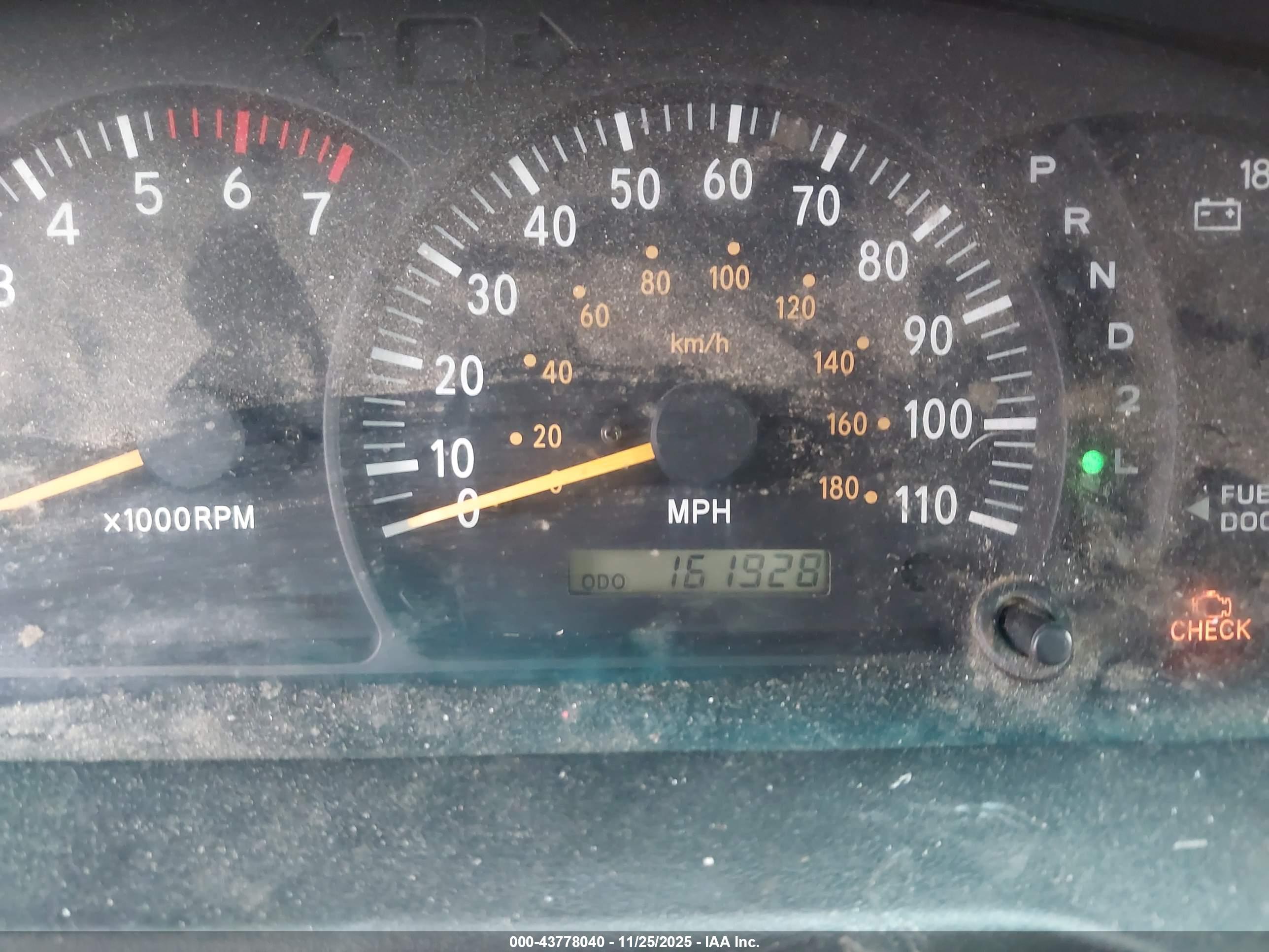 TOYOTA TUNDRA image 7