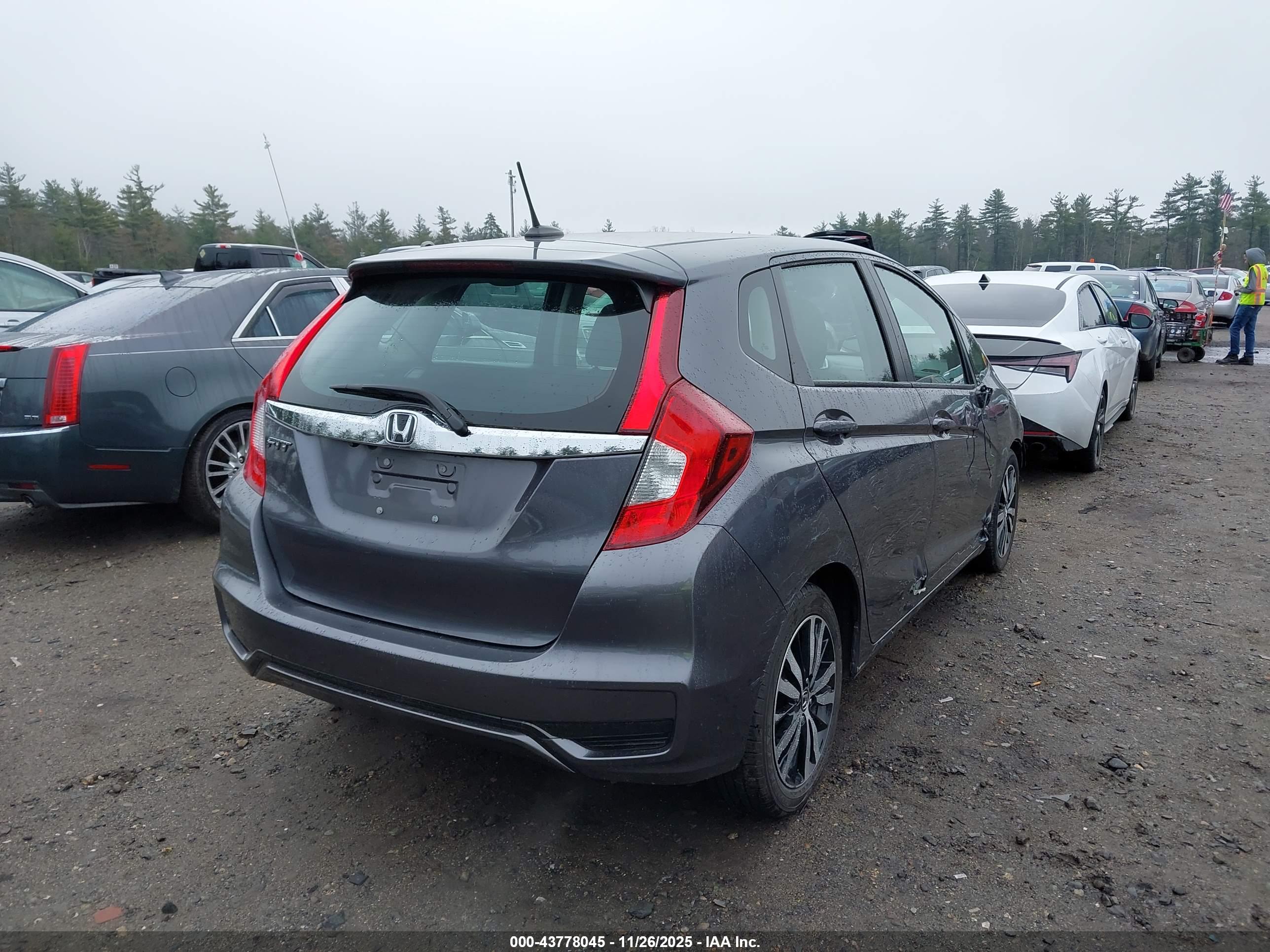 HONDA FIT image 4