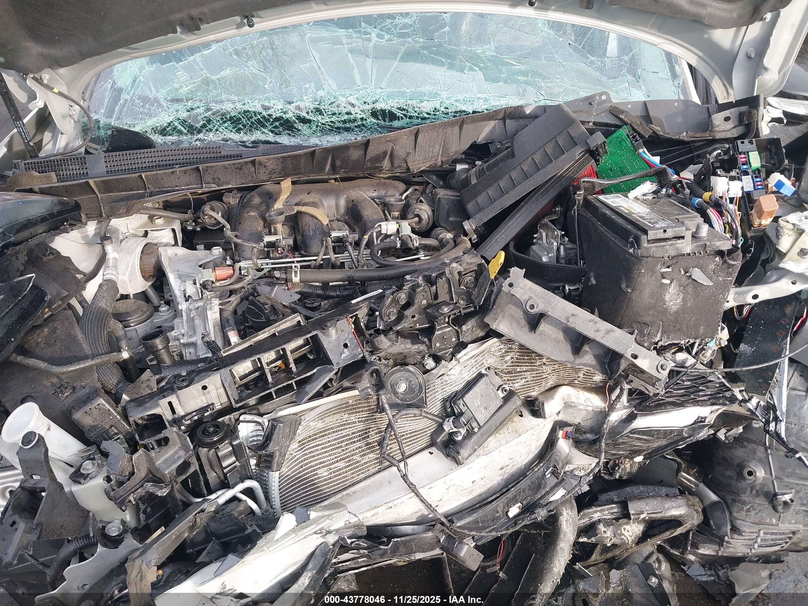 NISSAN MAXIMA image 10