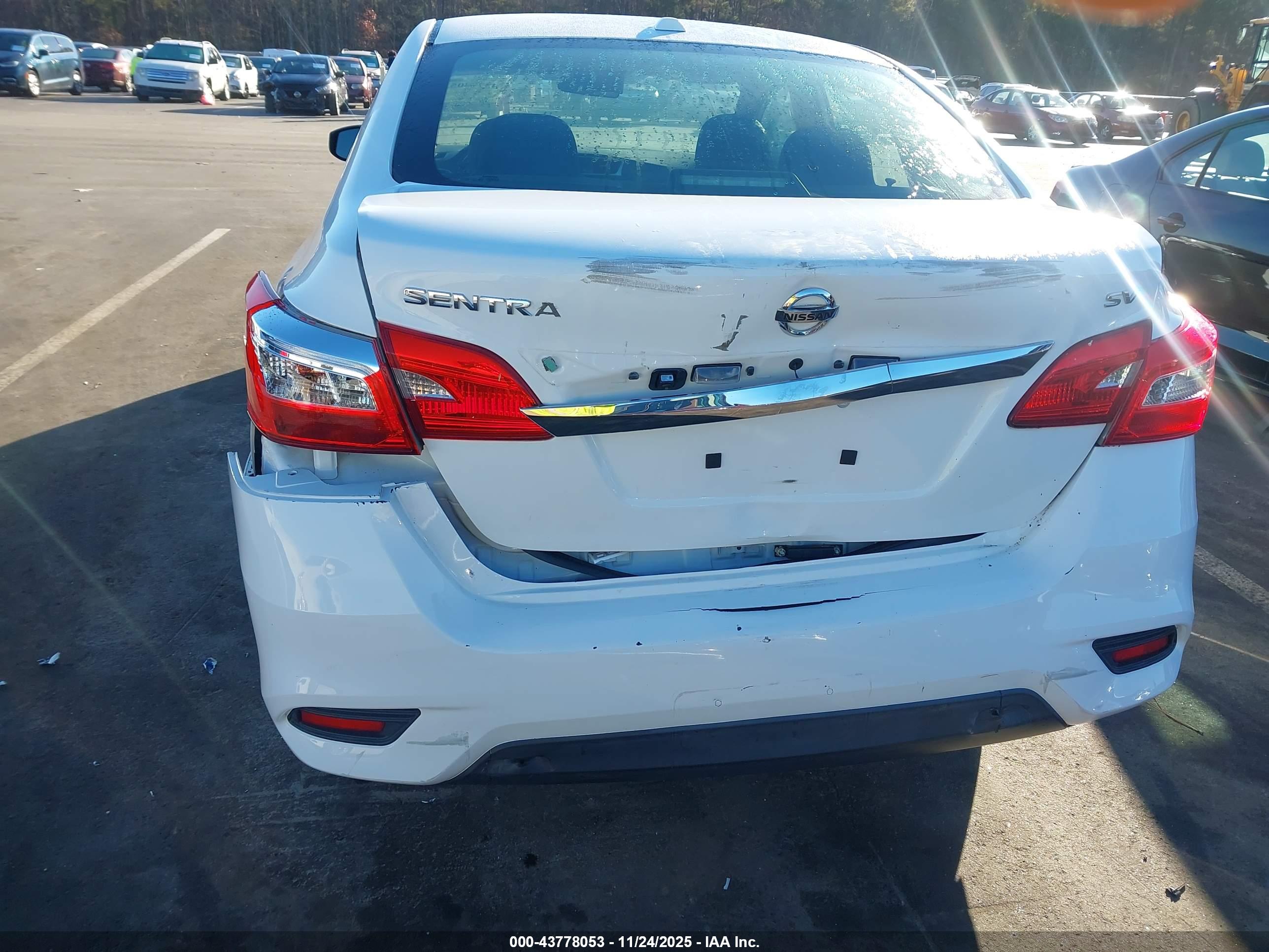 NISSAN SENTRA image 6