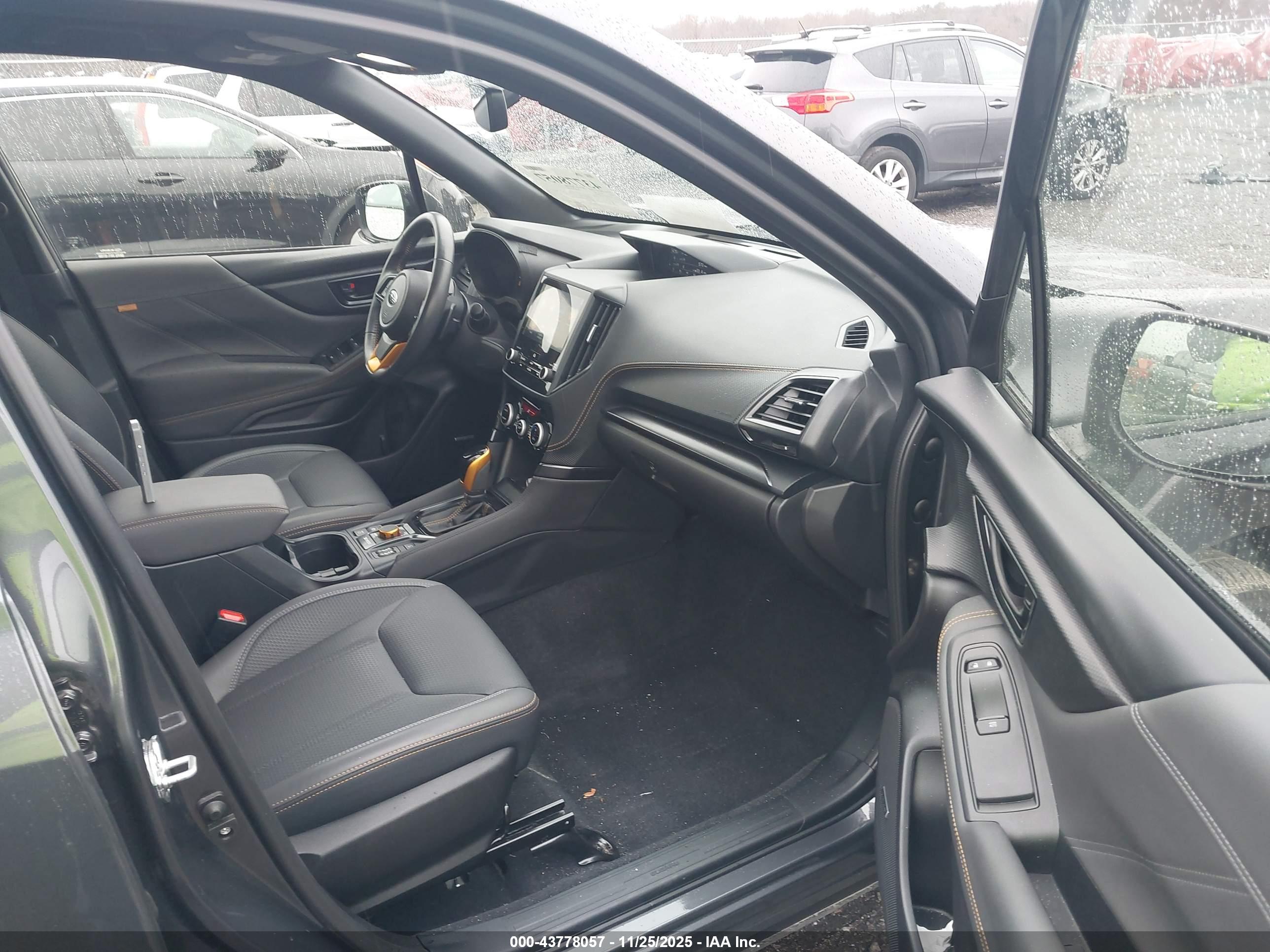 SUBARU FORESTER image 5