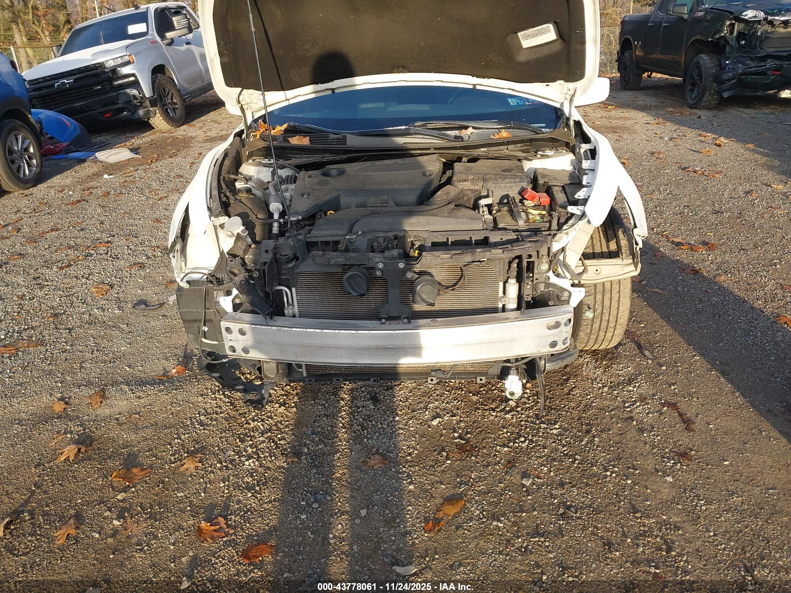NISSAN ALTIMA image 6
