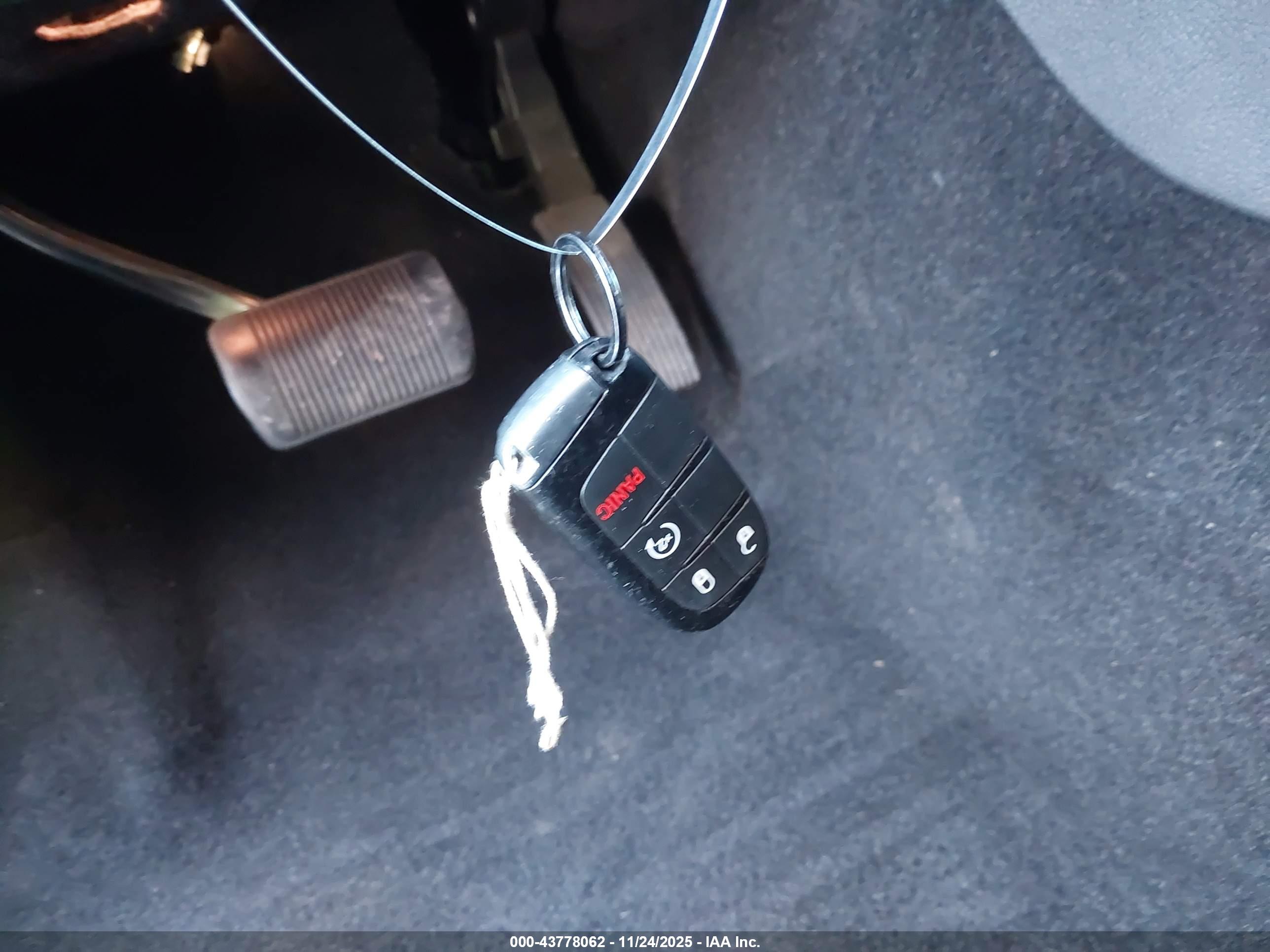 JEEP GRAND image 11