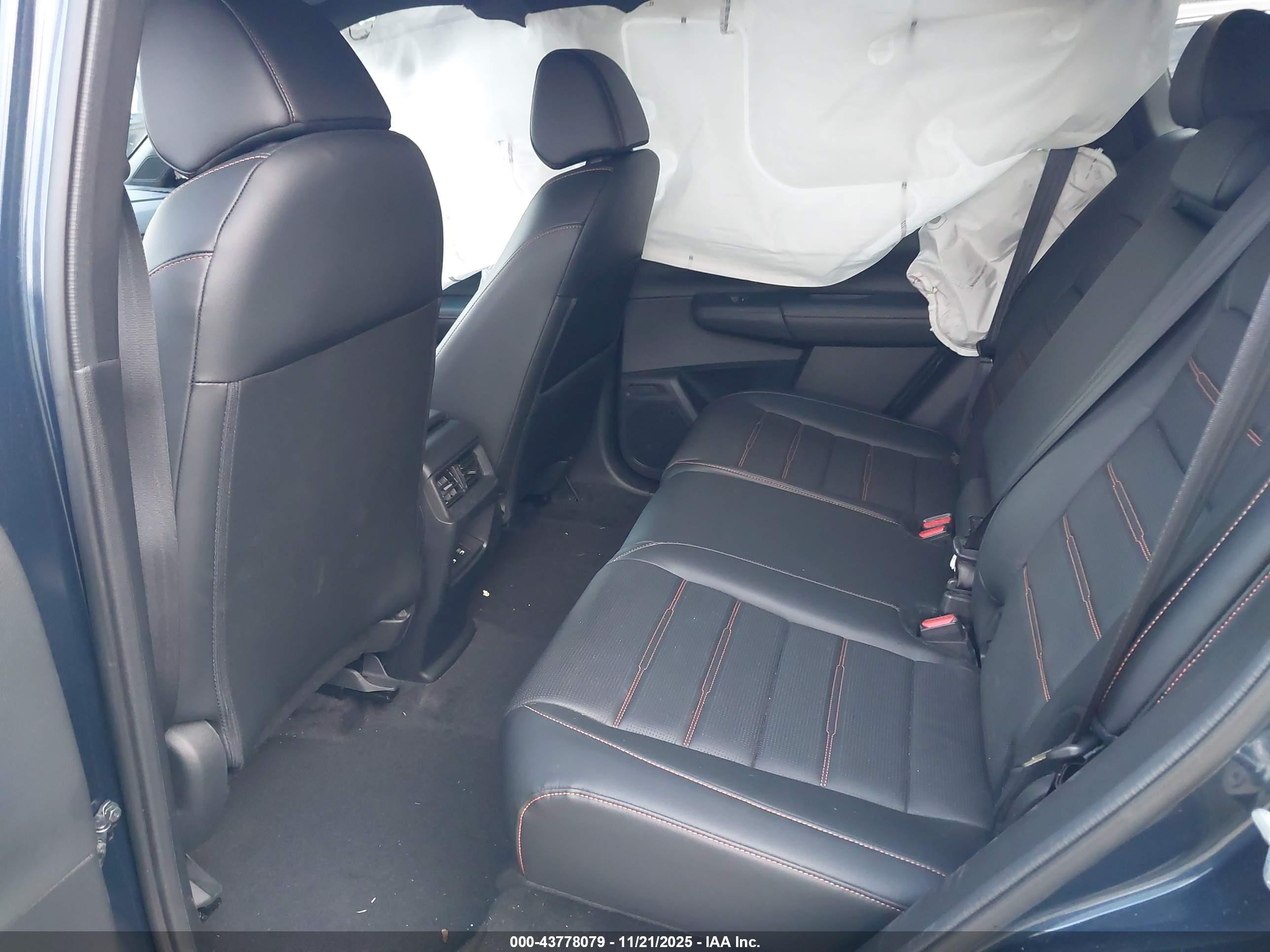 HONDA CR-V image 8