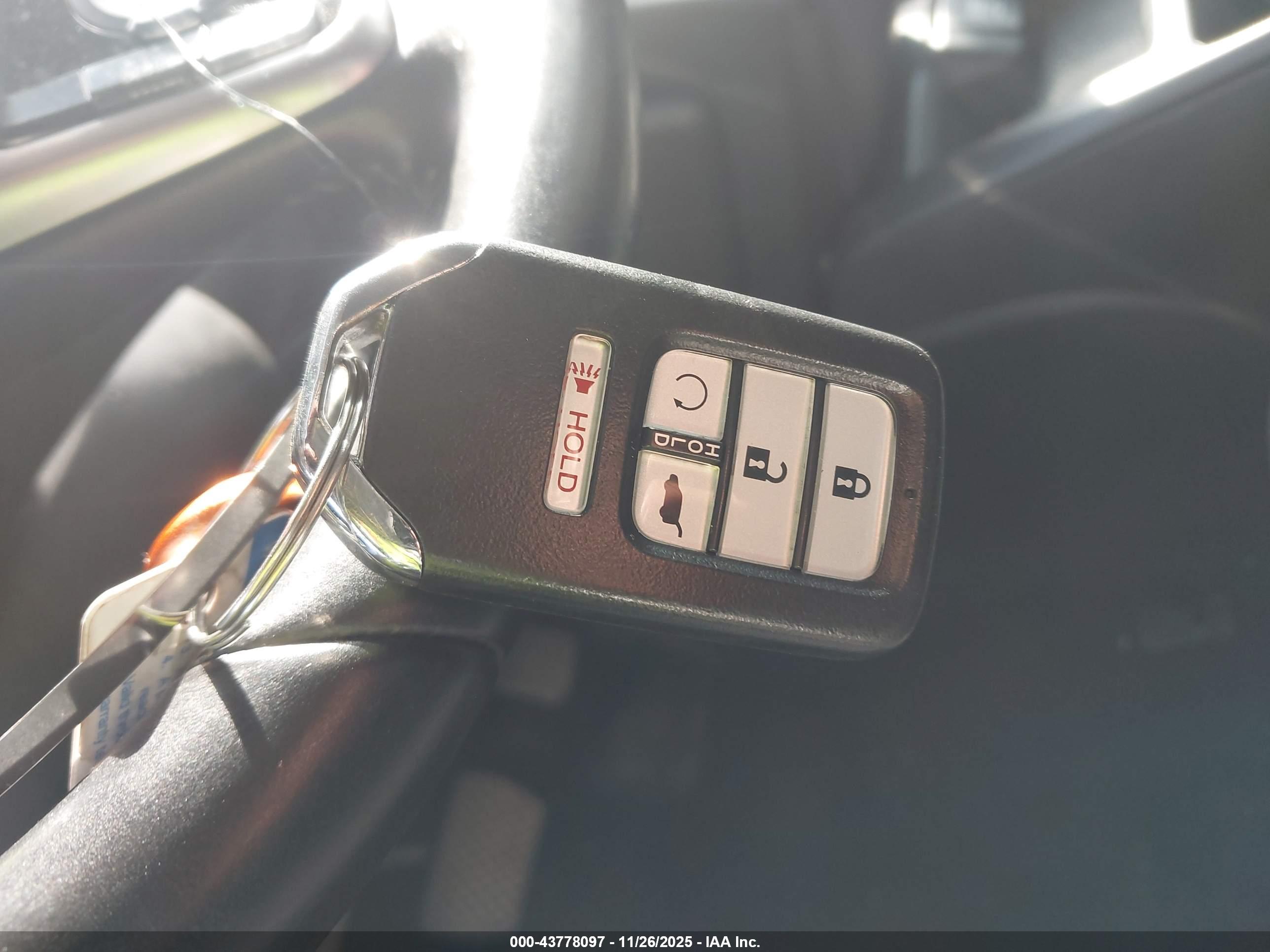 HONDA CR-V image 11