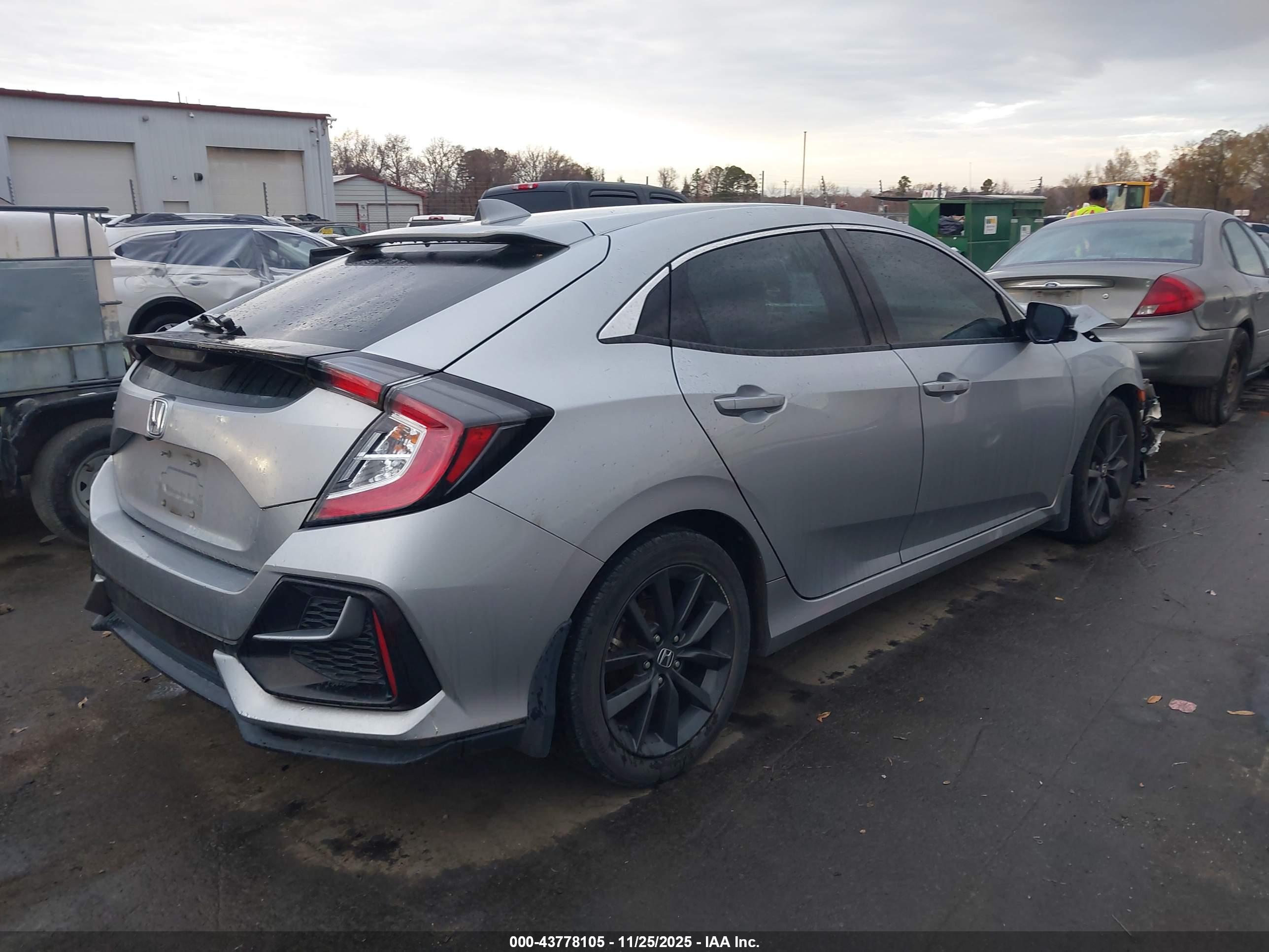 HONDA CIVIC image 4