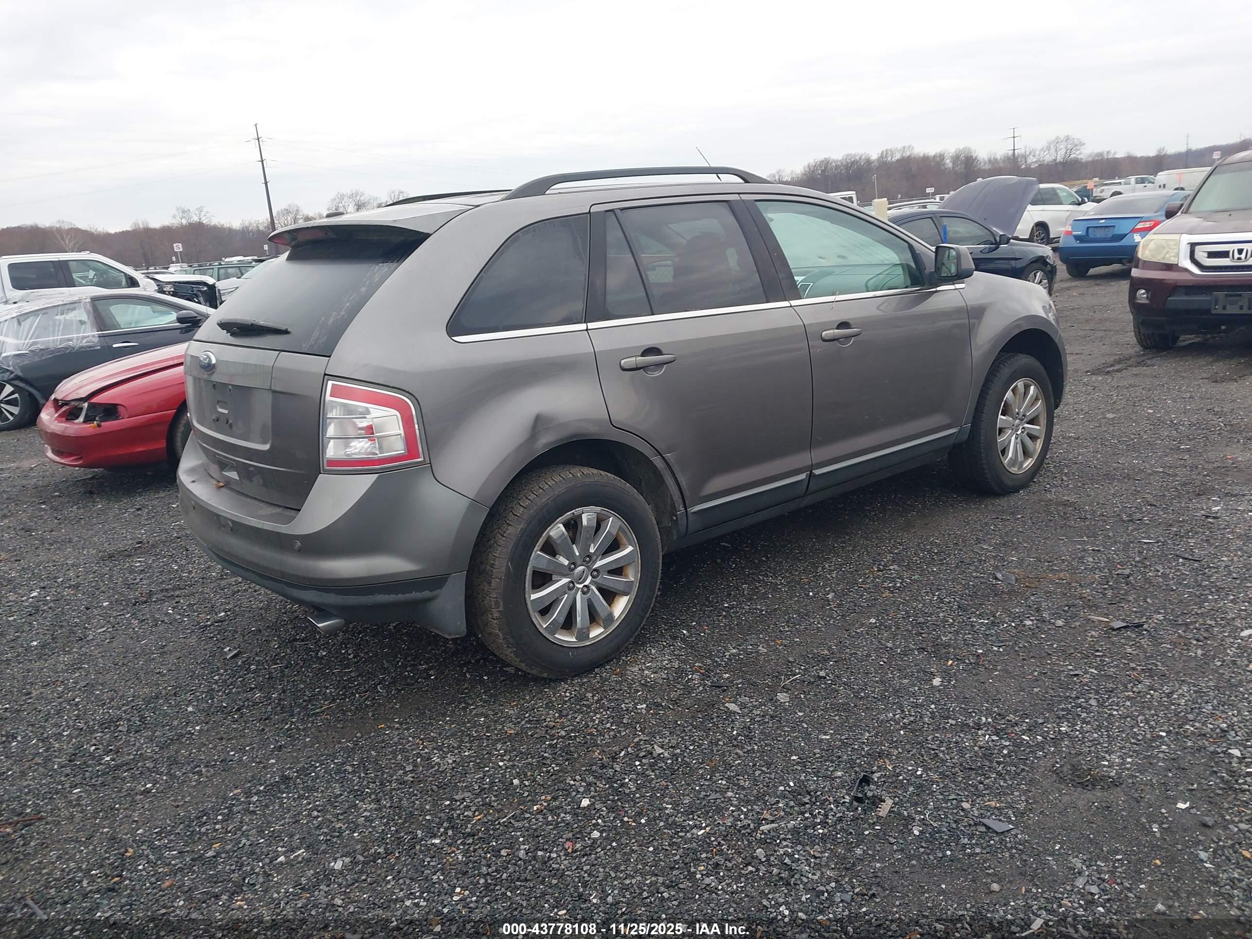 FORD EDGE image 4