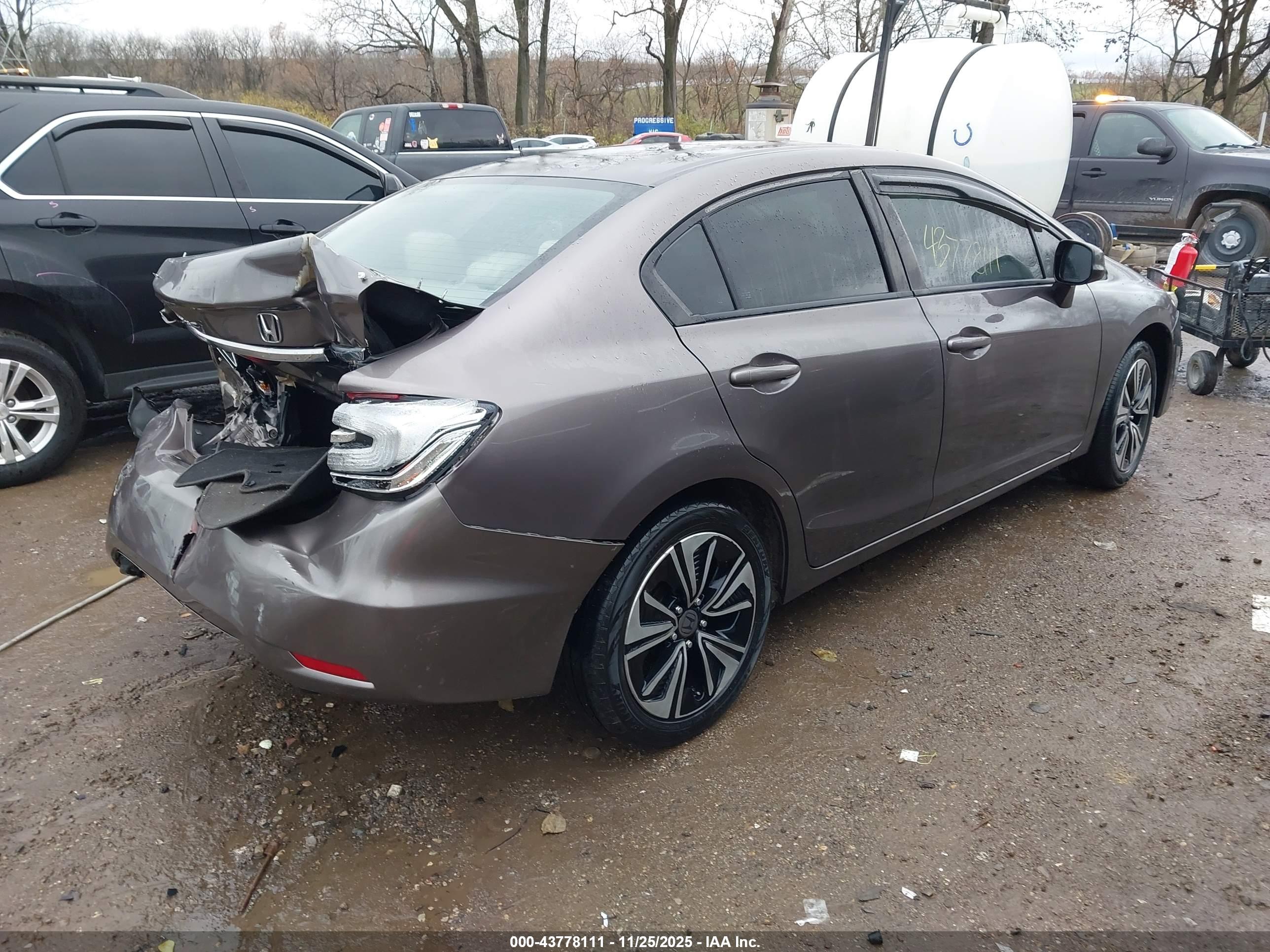 HONDA CIVIC image 4