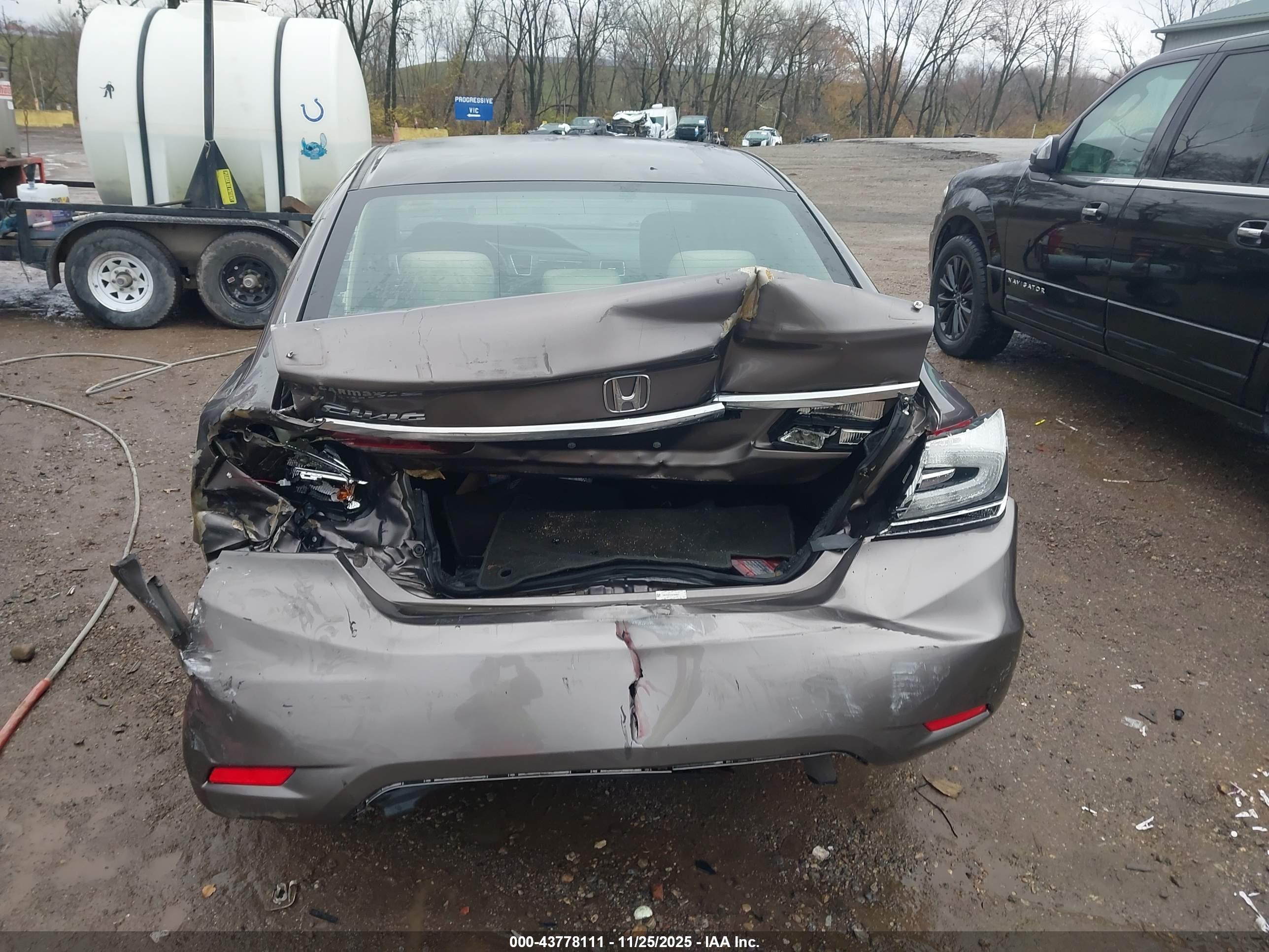 HONDA CIVIC image 6