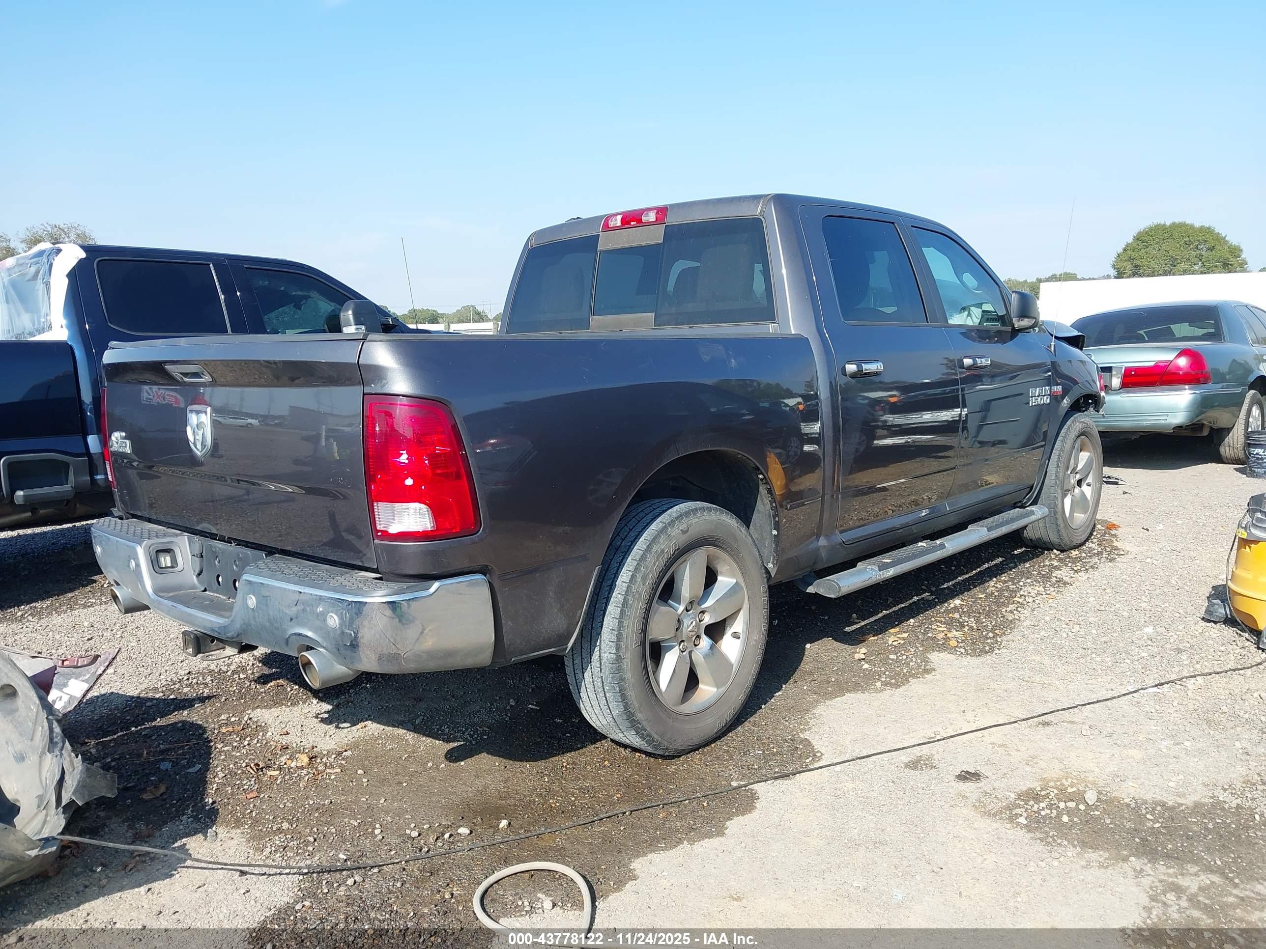 RAM 1500 image 4