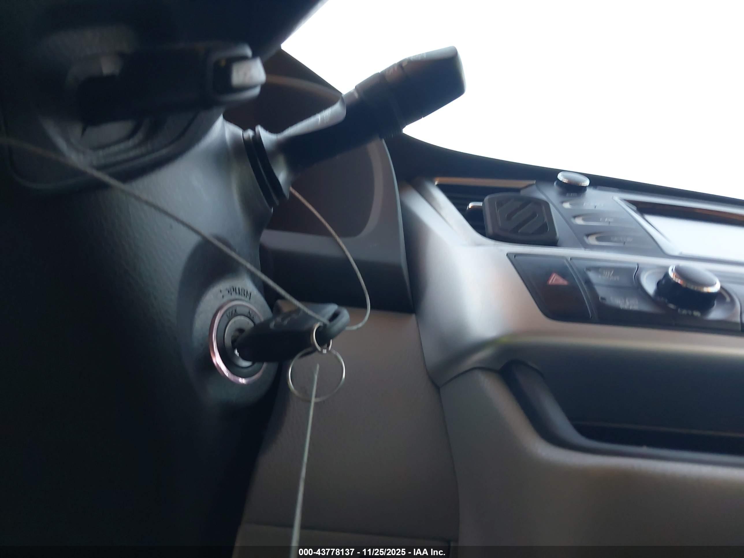 TOYOTA HIGHLANDER image 11