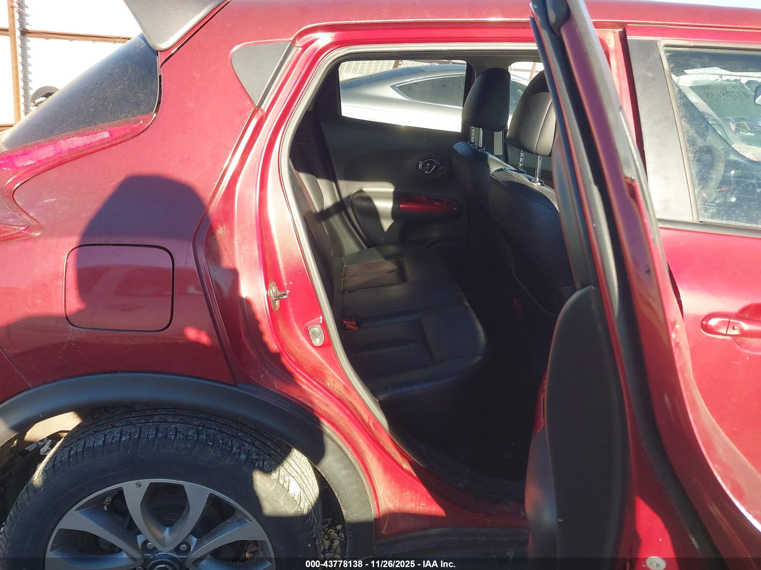 NISSAN JUKE image 8