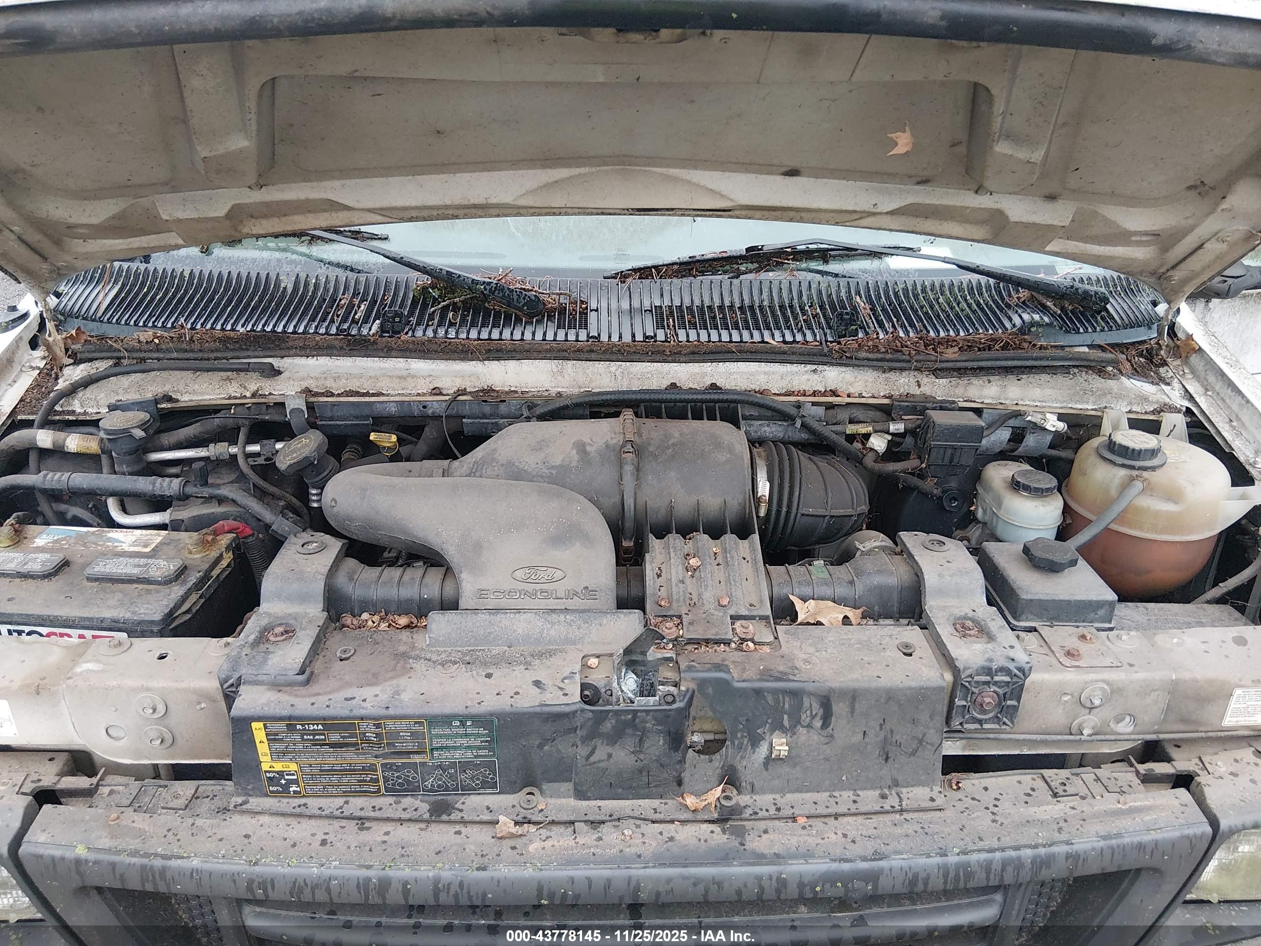 FORD E-350 image 10
