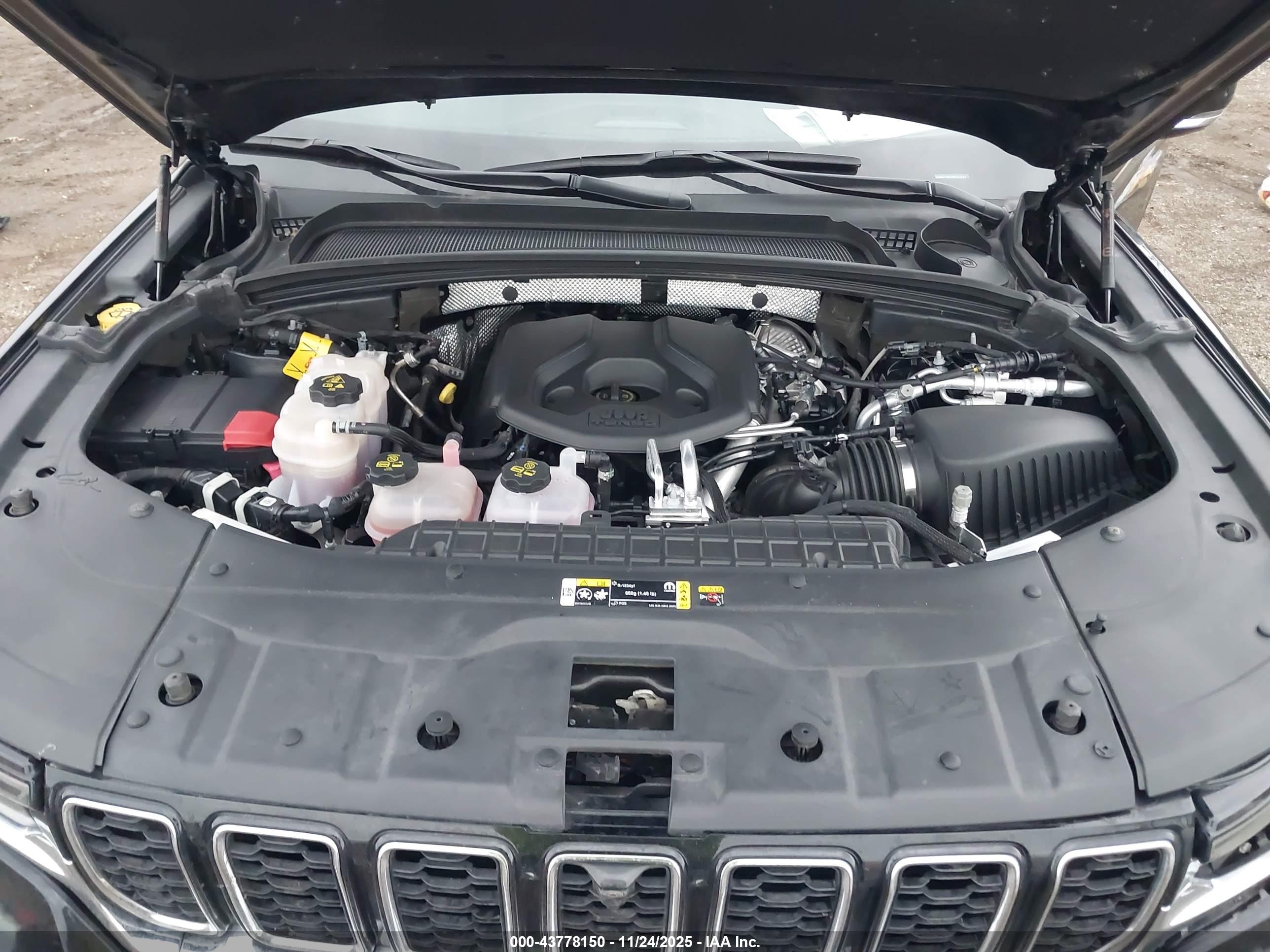JEEP GRAND image 10