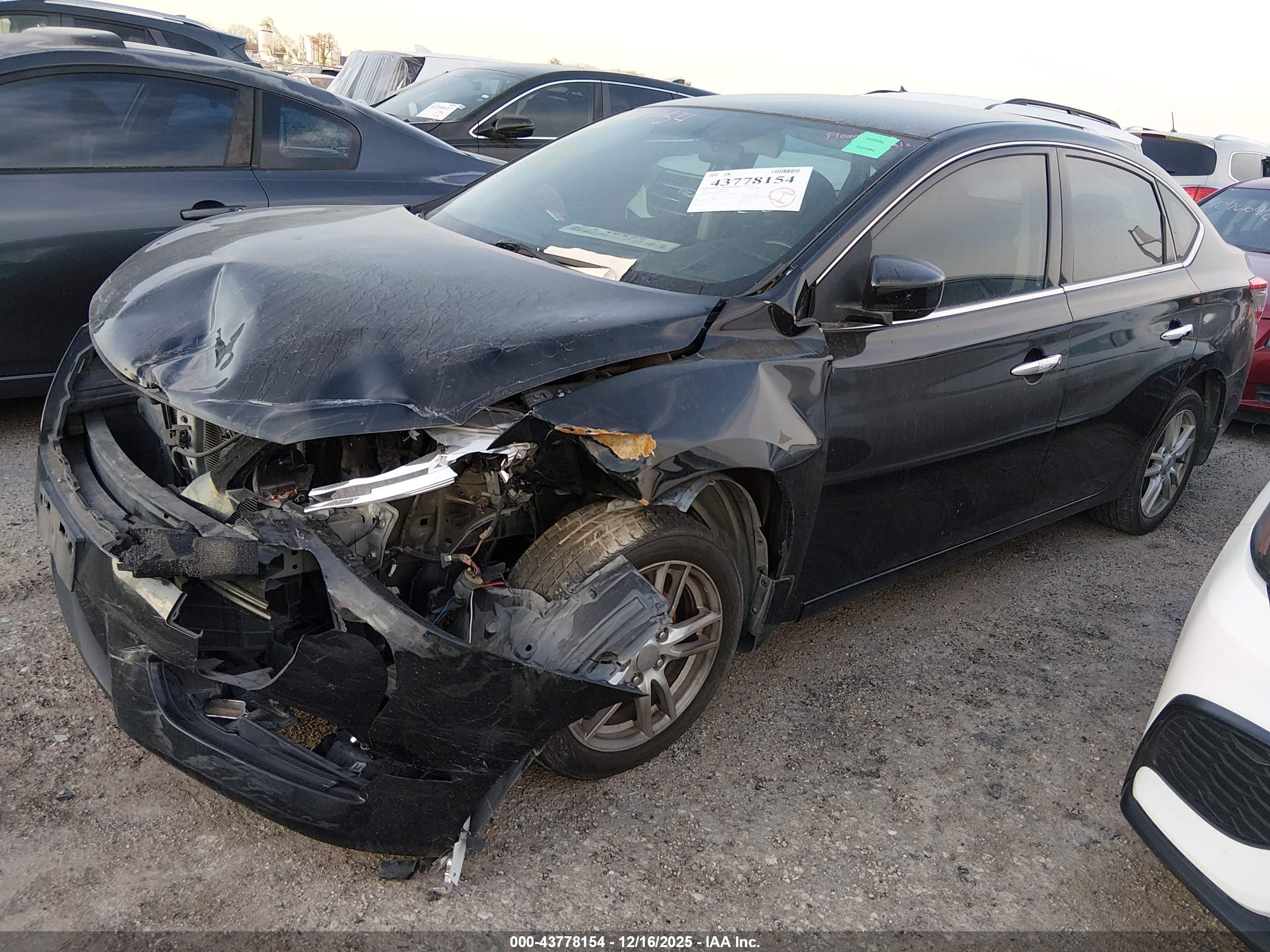 NISSAN SENTRA image 2