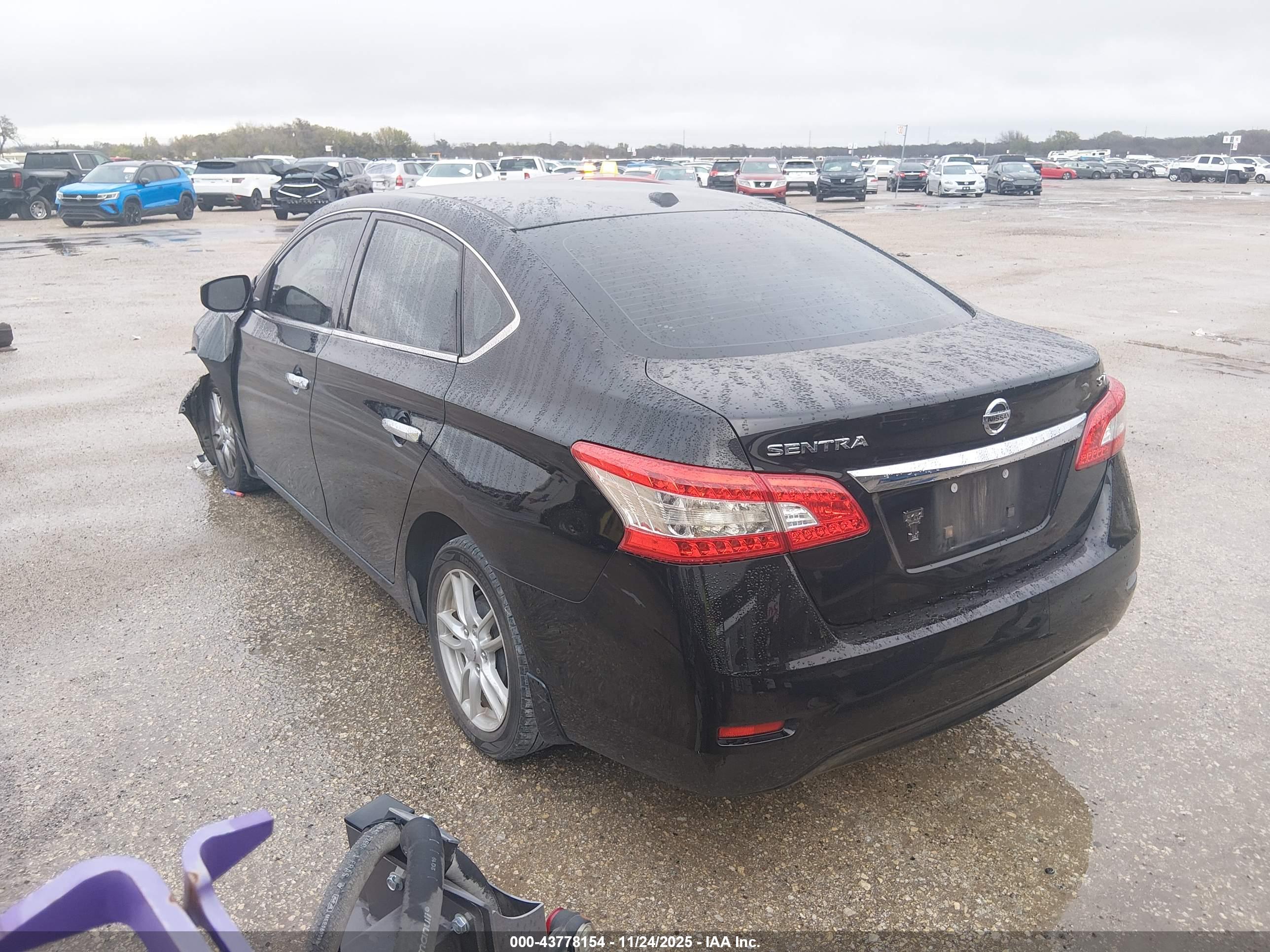 NISSAN SENTRA image 3