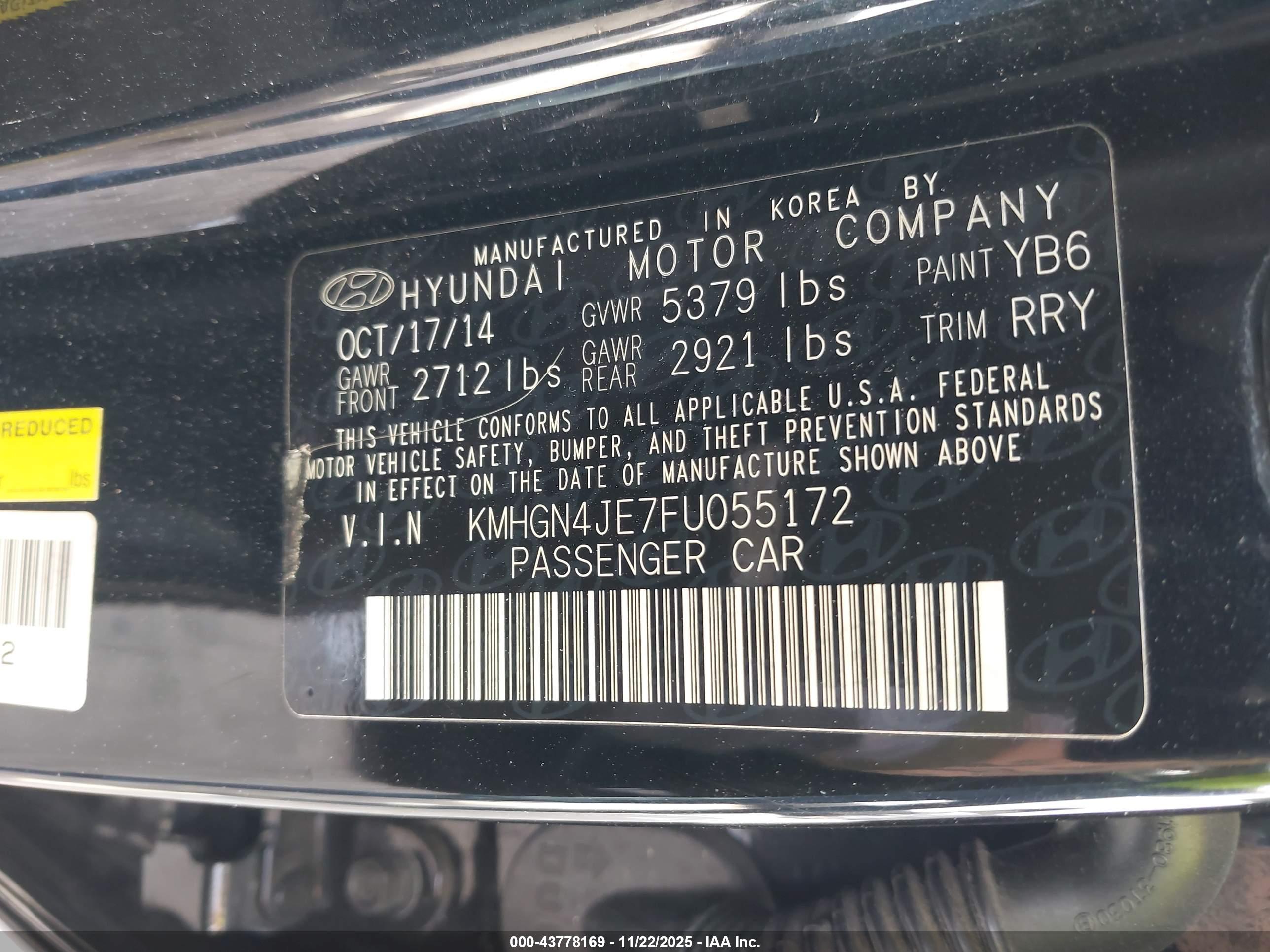 HYUNDAI GENESIS image 9