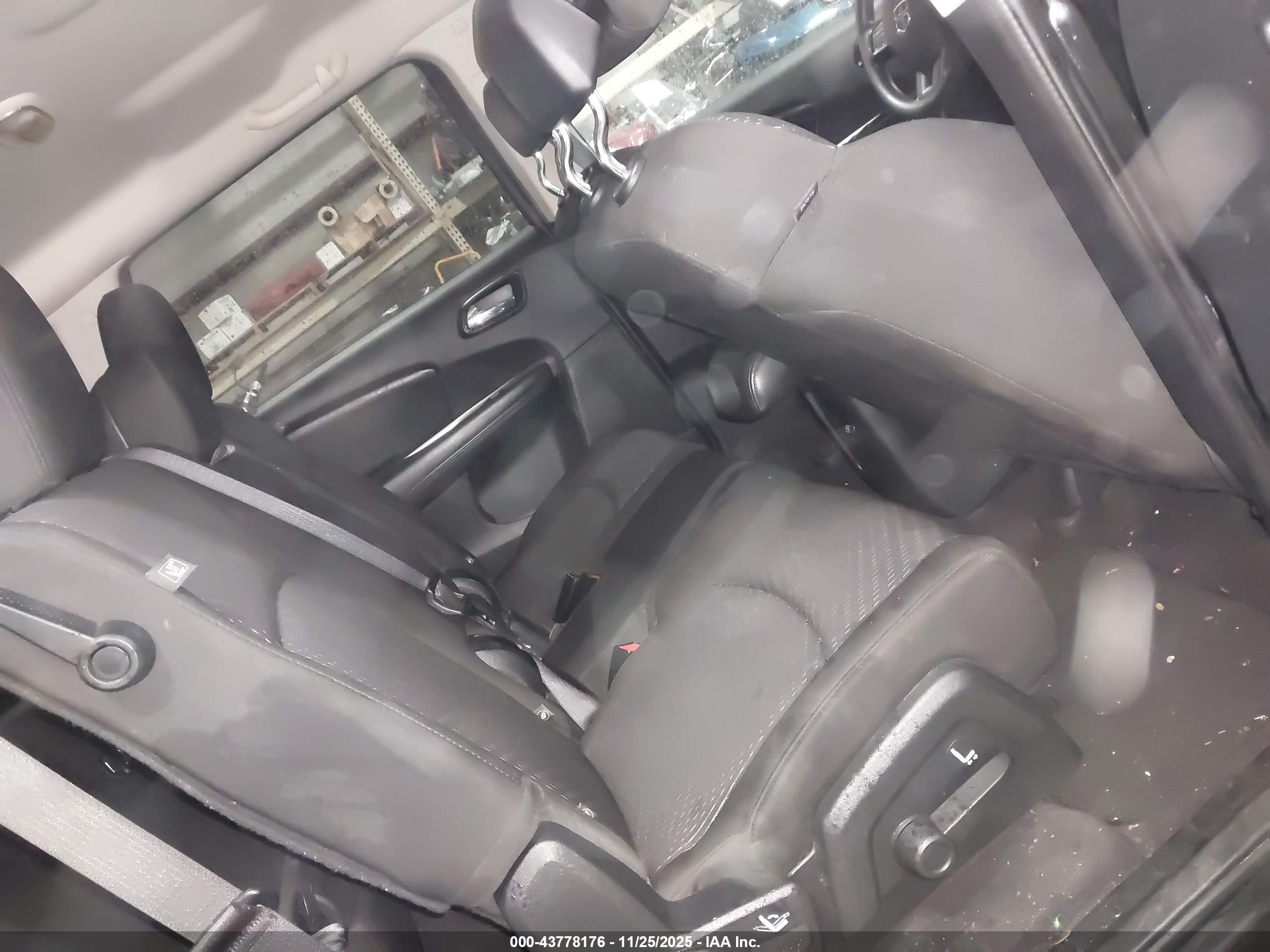DODGE JOURNEY image 8