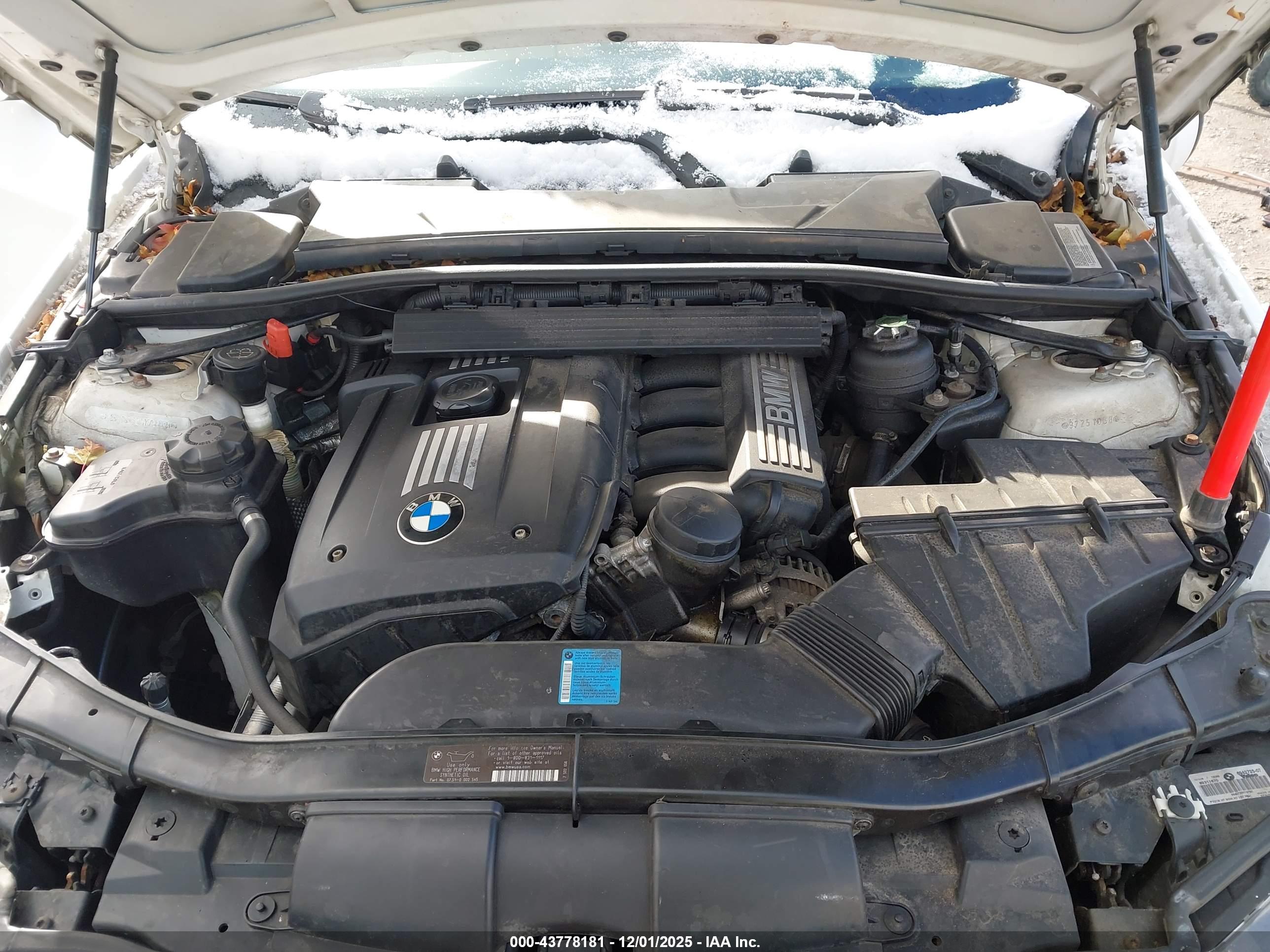 BMW 328XI image 10