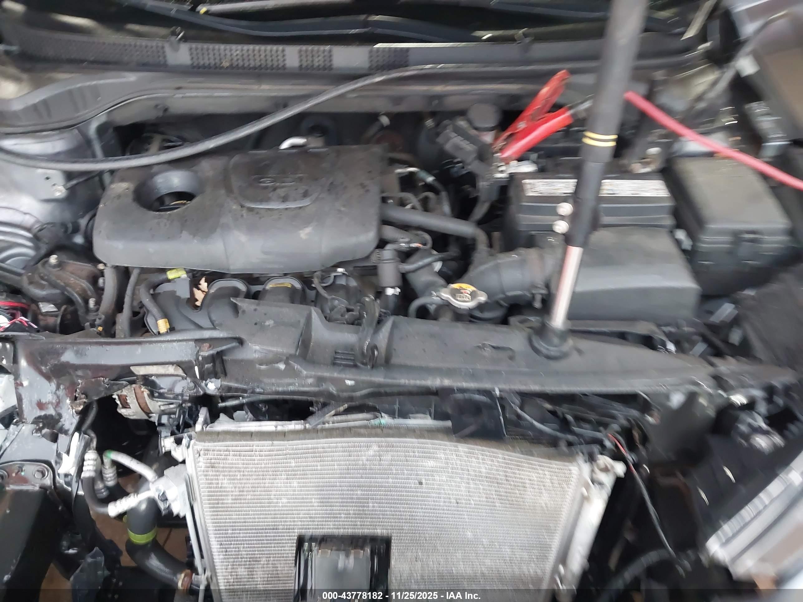 HYUNDAI ACCENT image 10