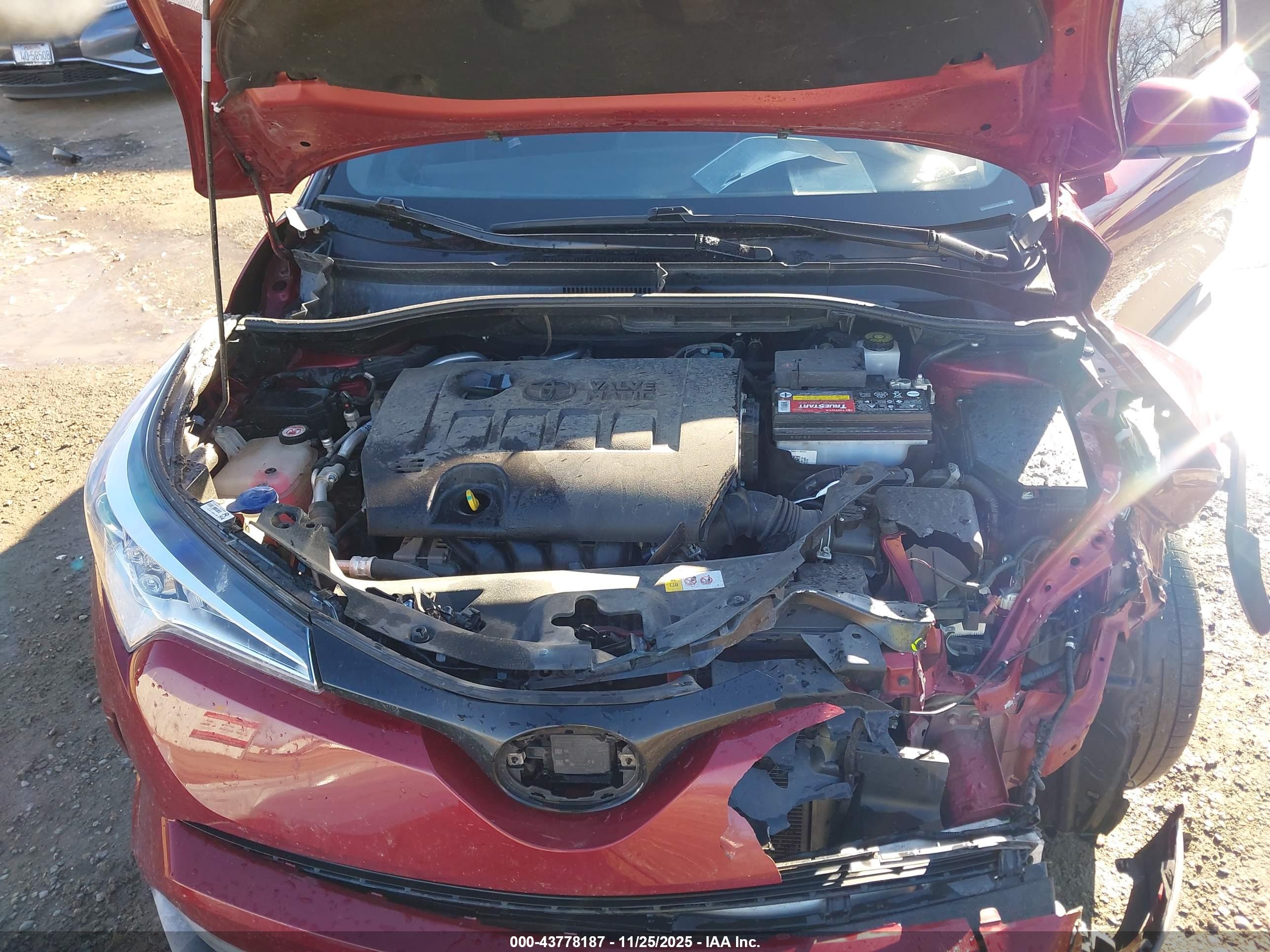 TOYOTA C-HR image 10