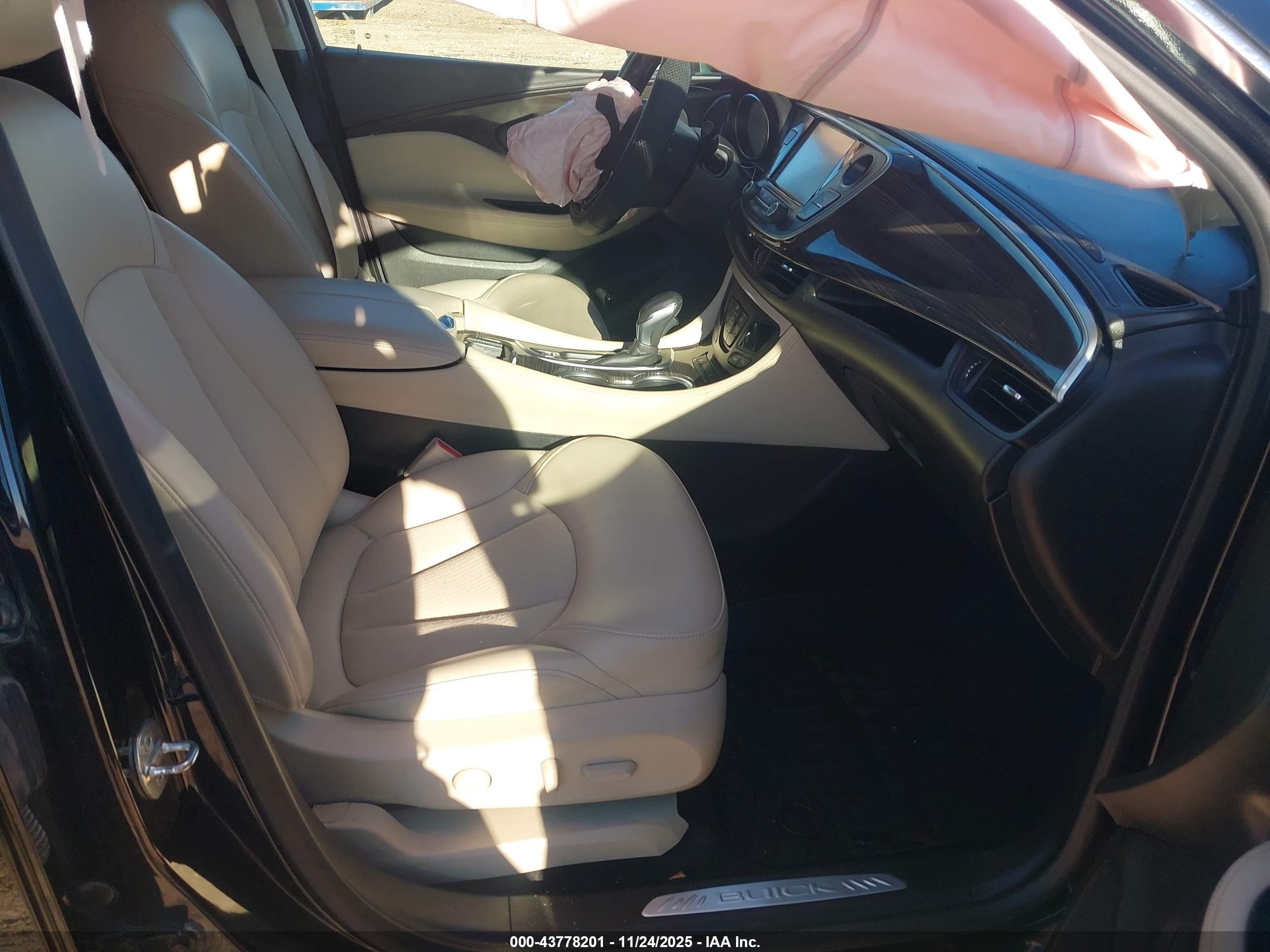 BUICK ENVISION image 5