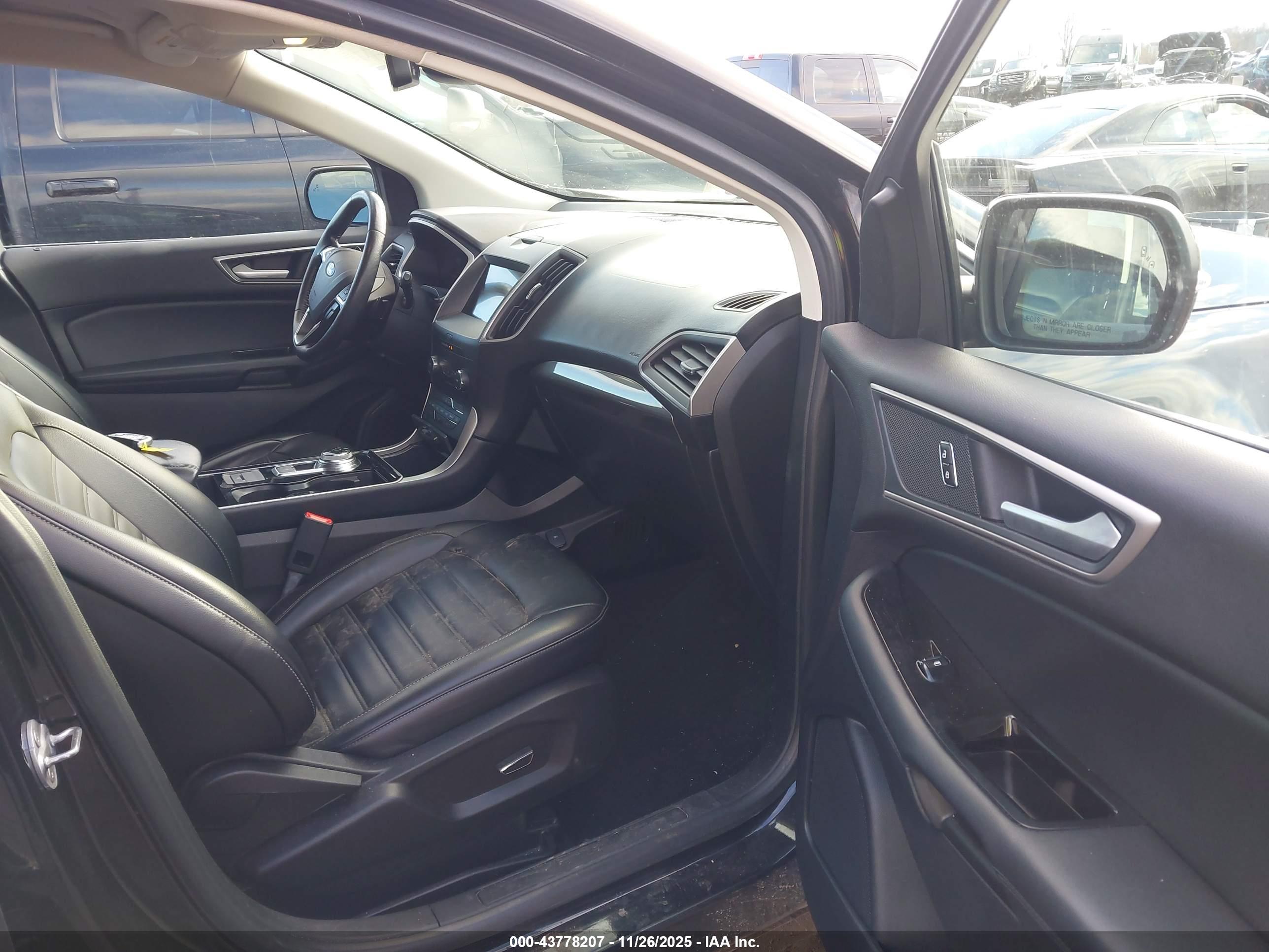 FORD EDGE image 5