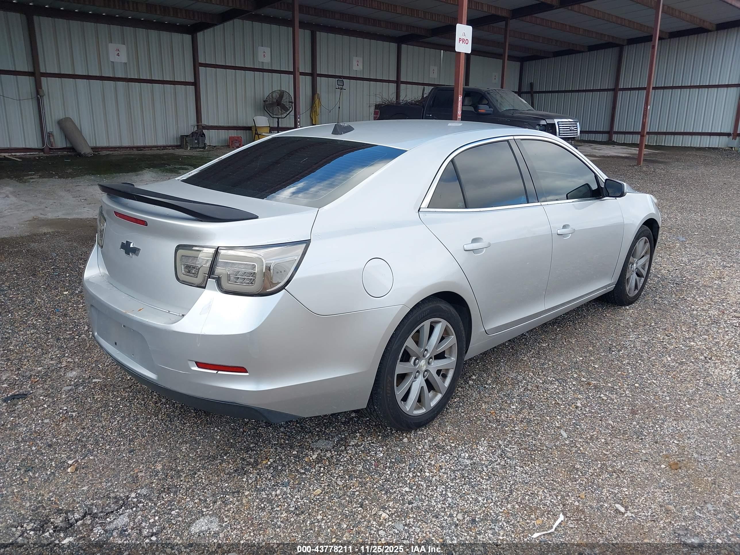 CHEVROLET MALIBU image 4
