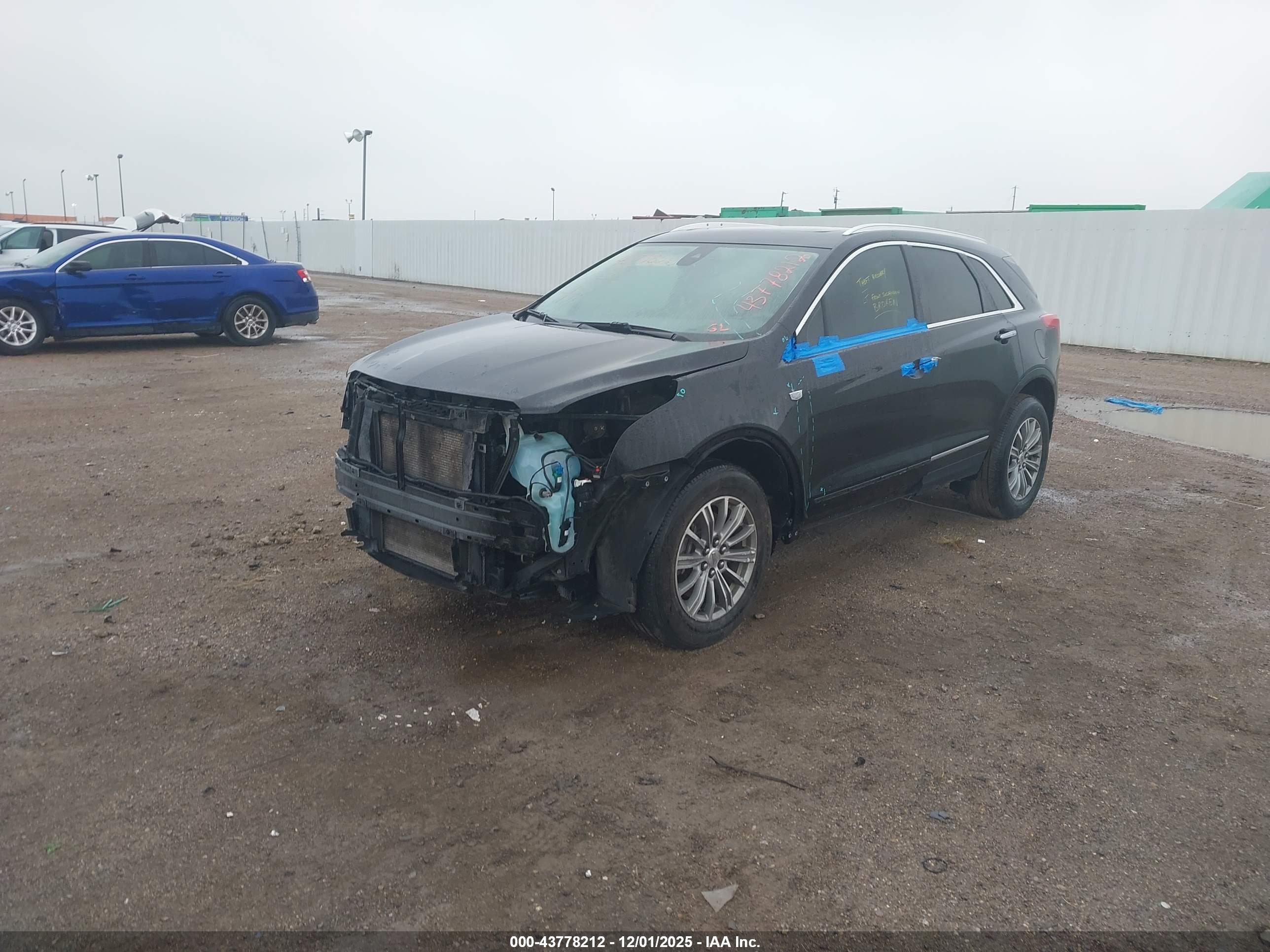 CADILLAC XT5 image 2