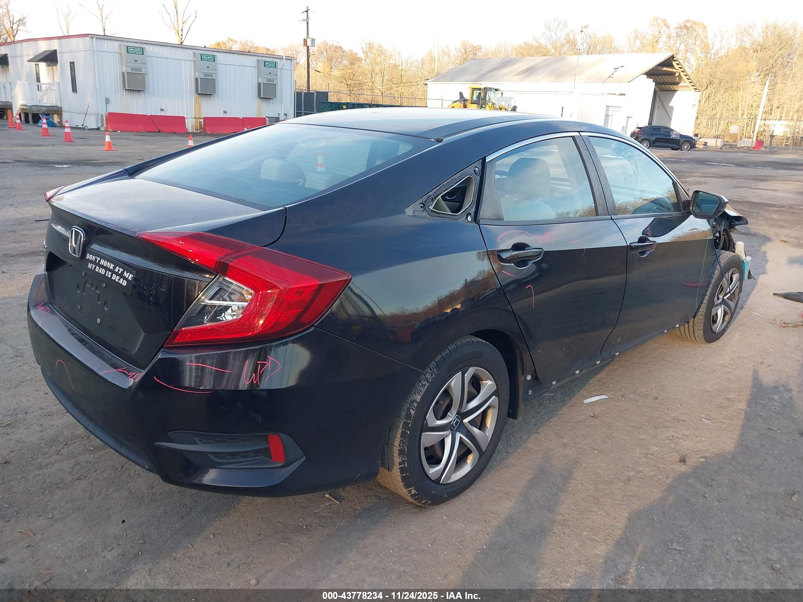 HONDA CIVIC image 4