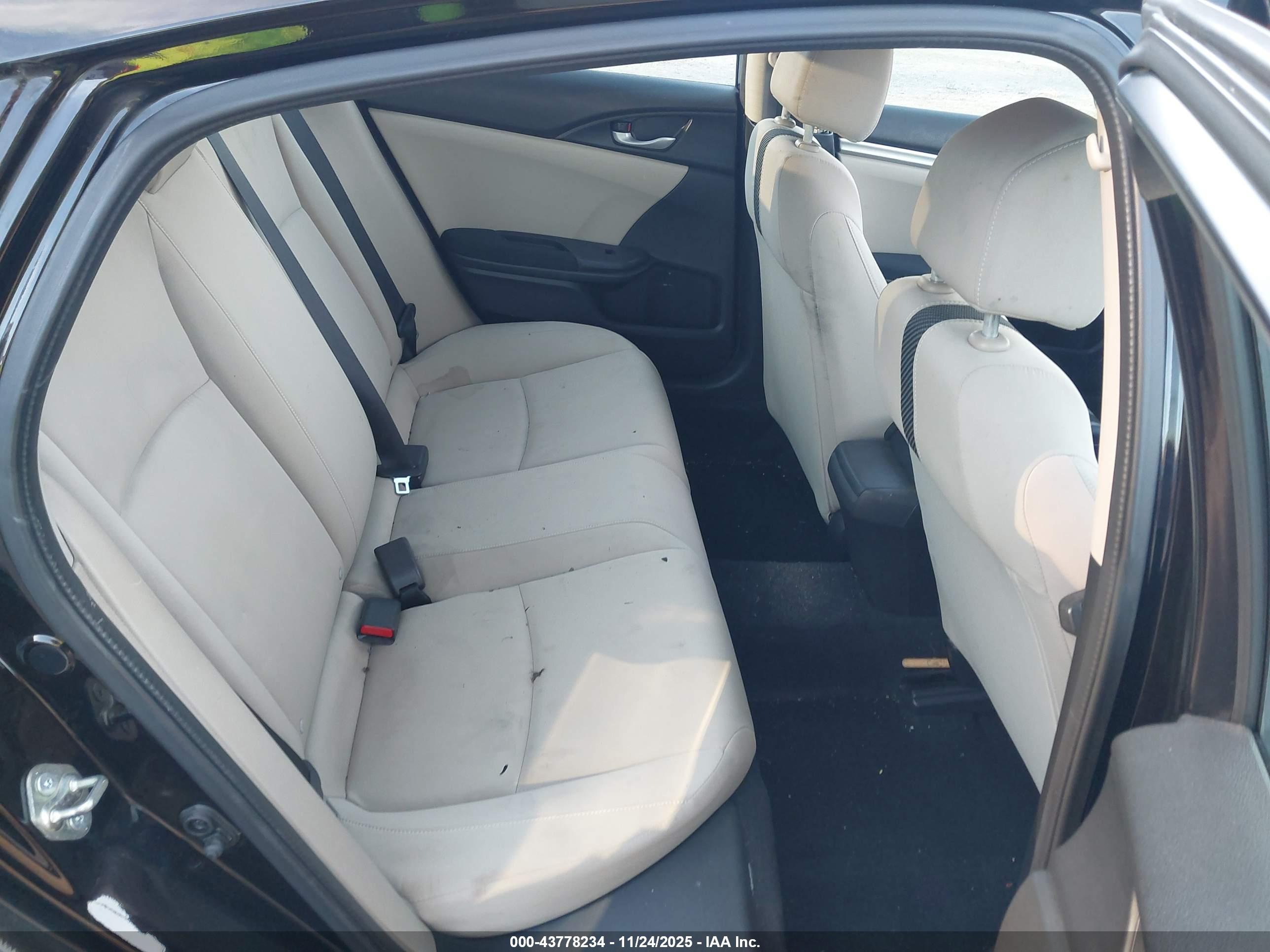 HONDA CIVIC image 8