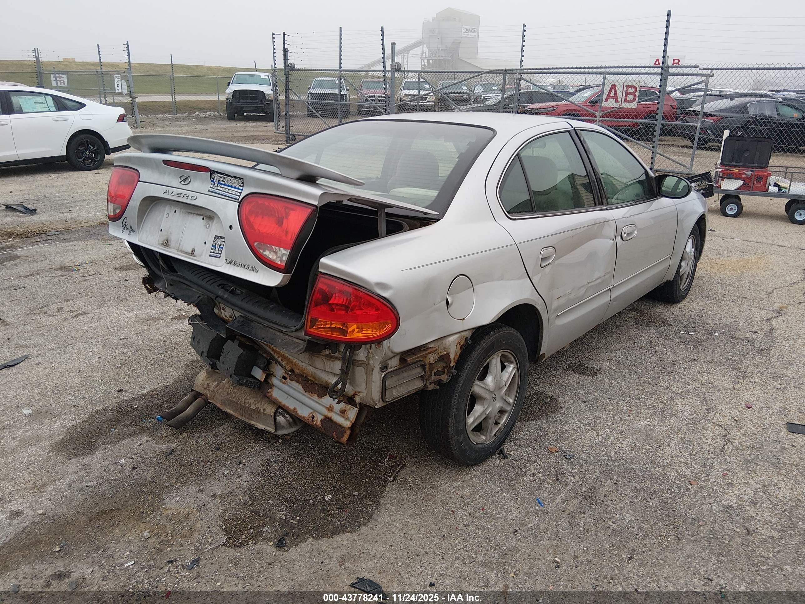OLDSMOBILE ALERO image 4