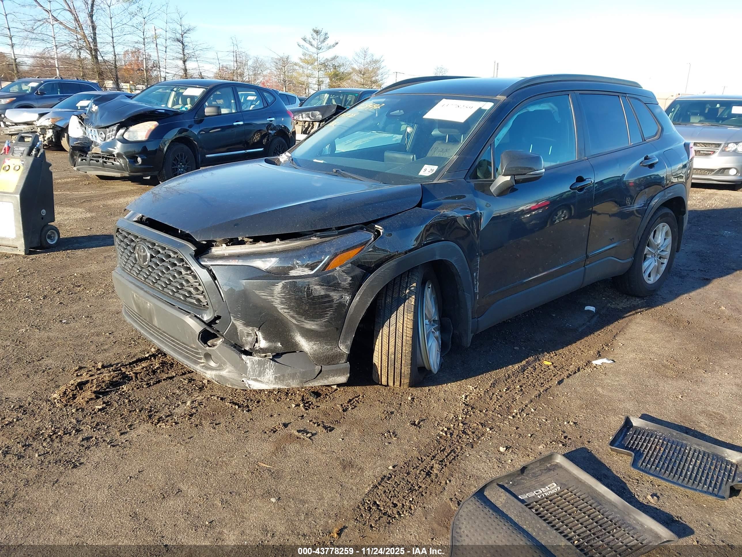 TOYOTA COROLLA image 2
