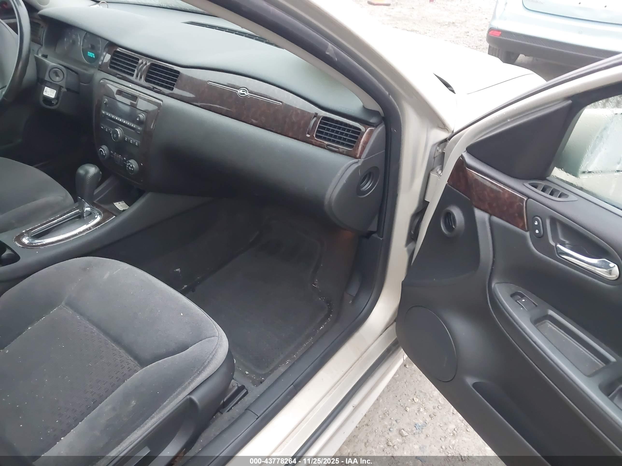 CHEVROLET IMPALA image 5