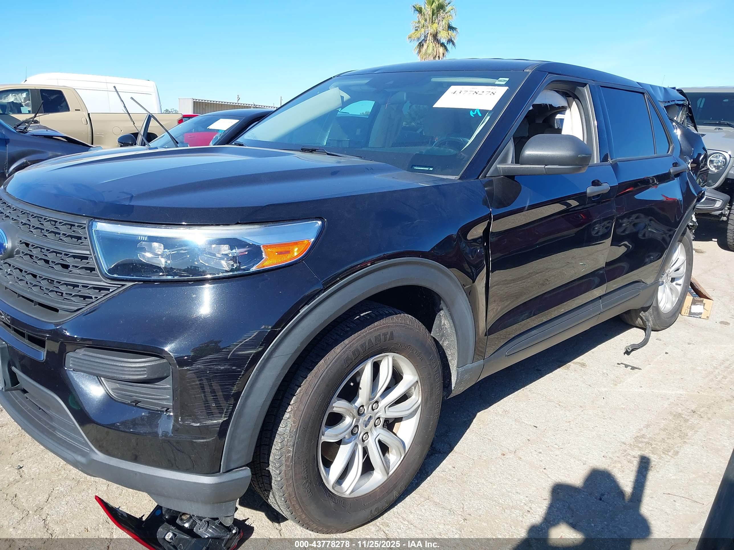 FORD EXPLORER image 2