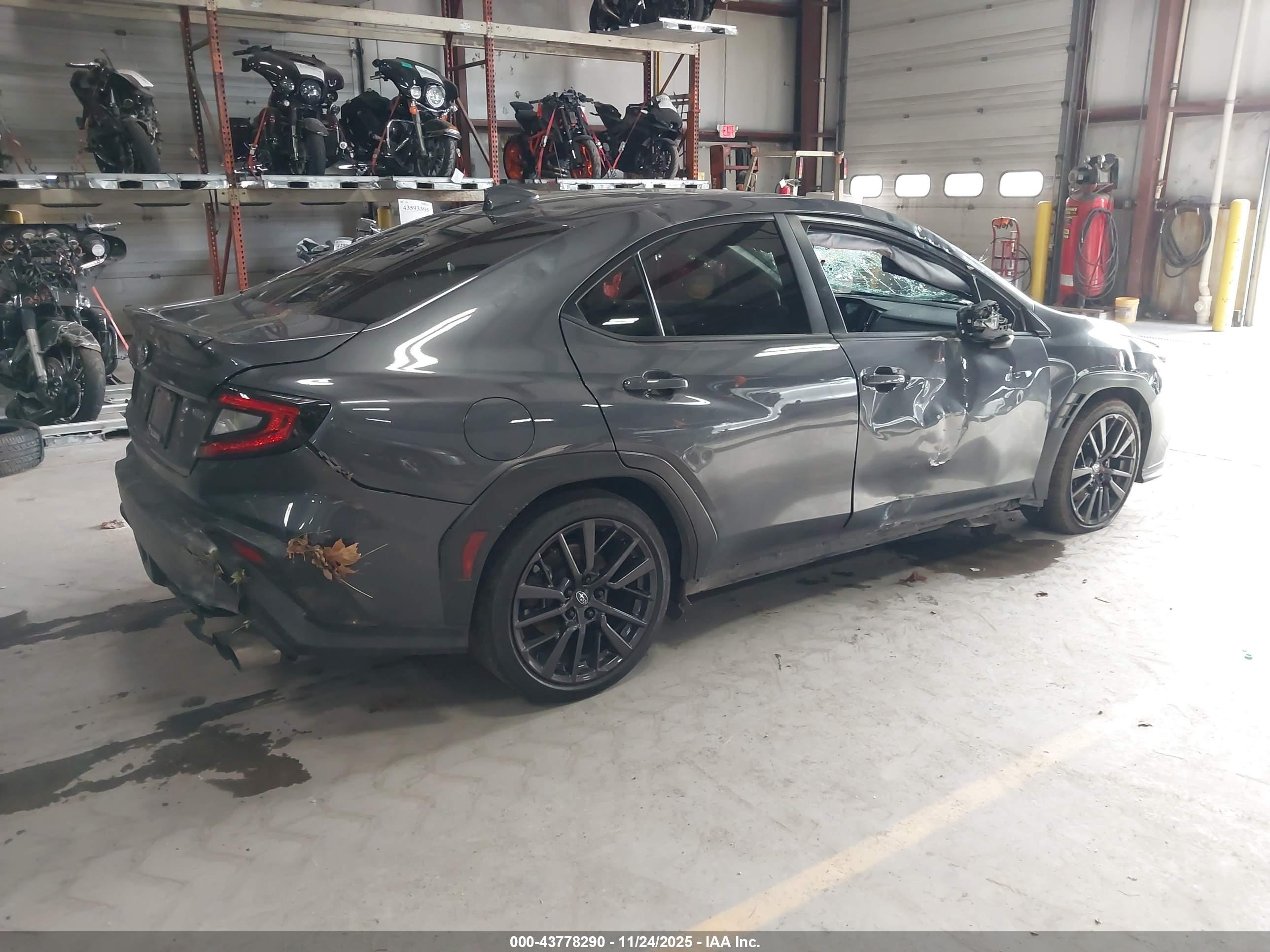 SUBARU WRX image 4